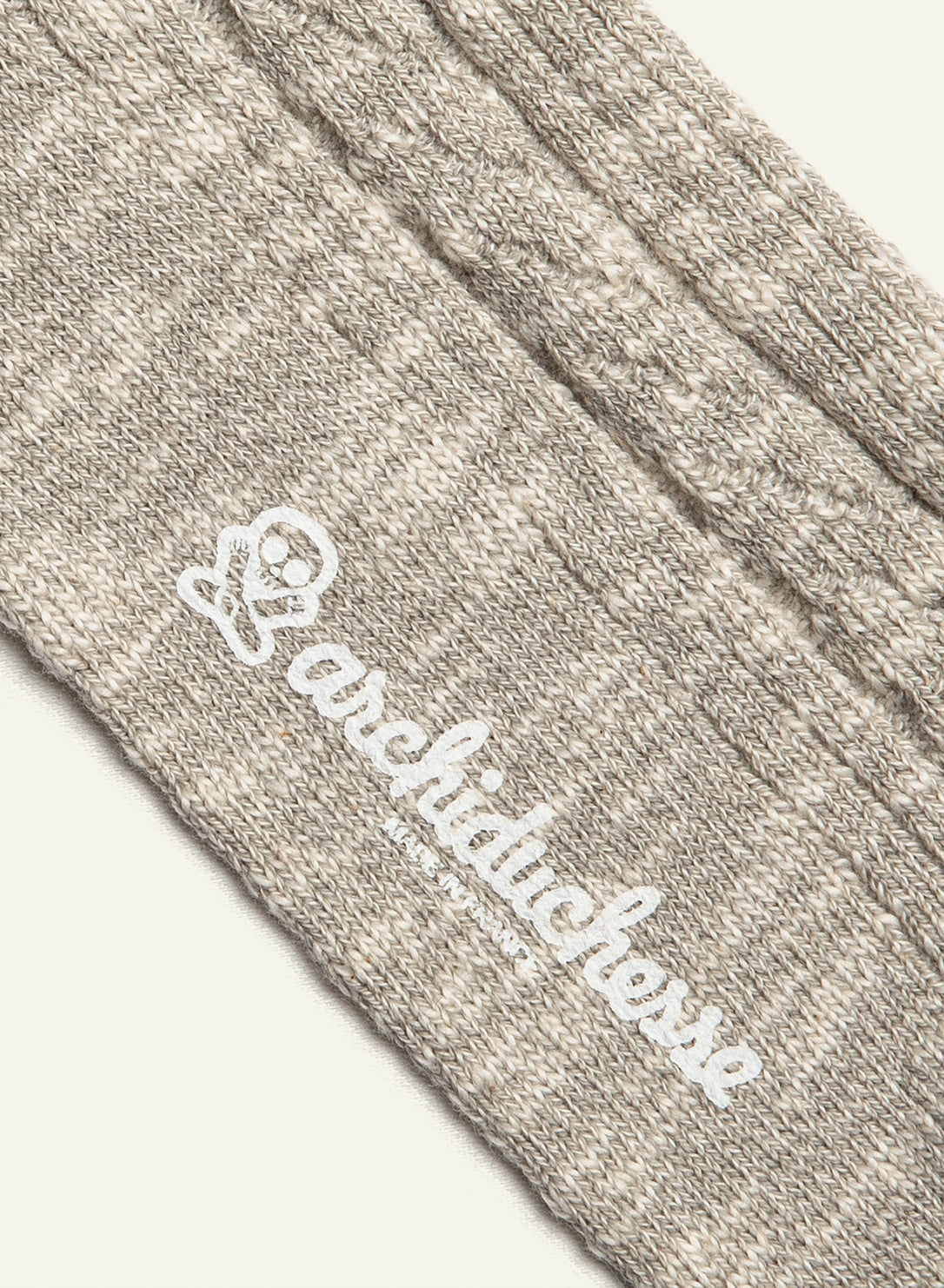 archiduchesse-d-hiver-gris-chaussettes-chaudes-mi-hautes image 5