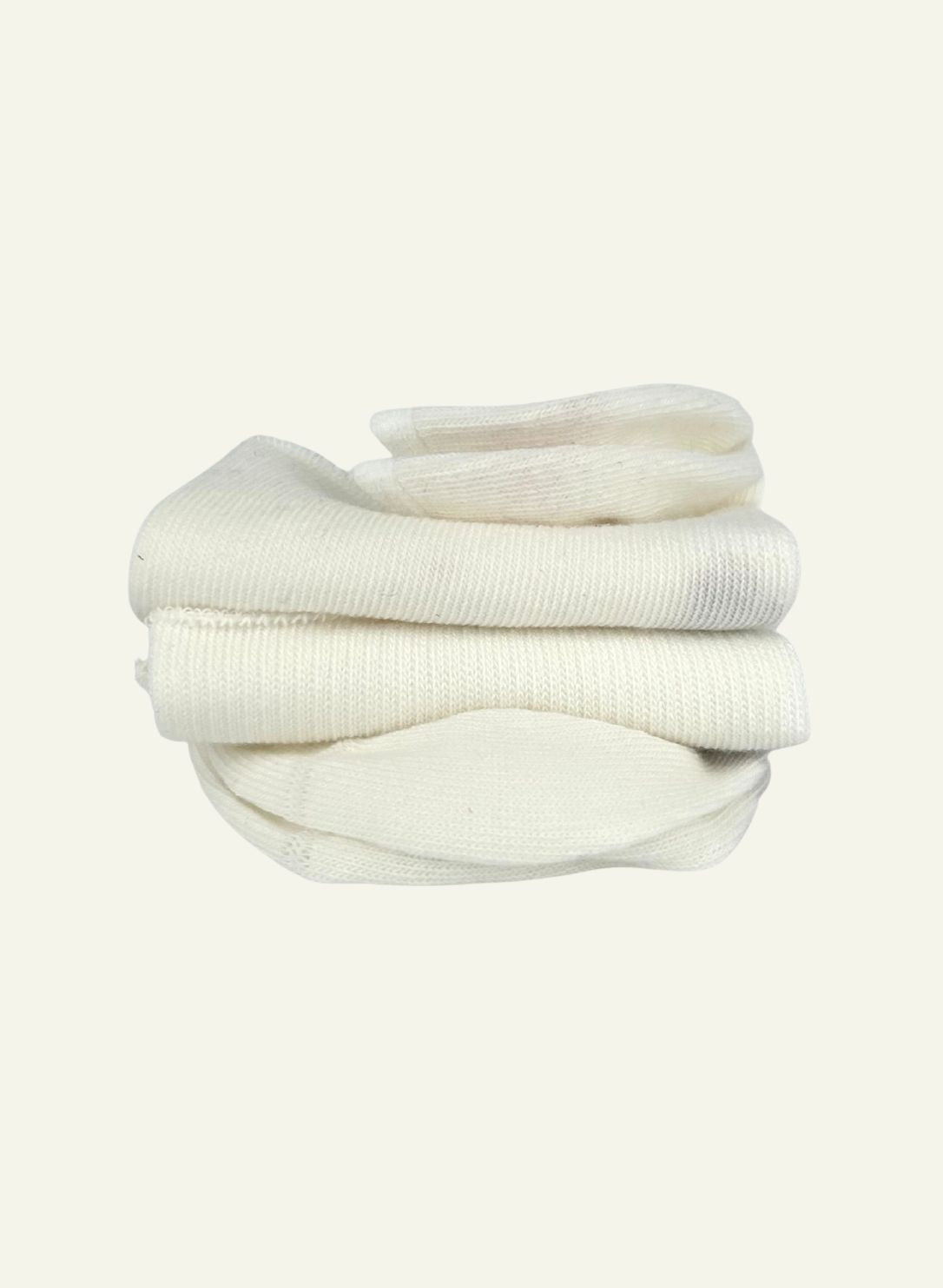 archiduchesse-anne-visible-chaussettes-invisibles-blanches-unisexe image 1