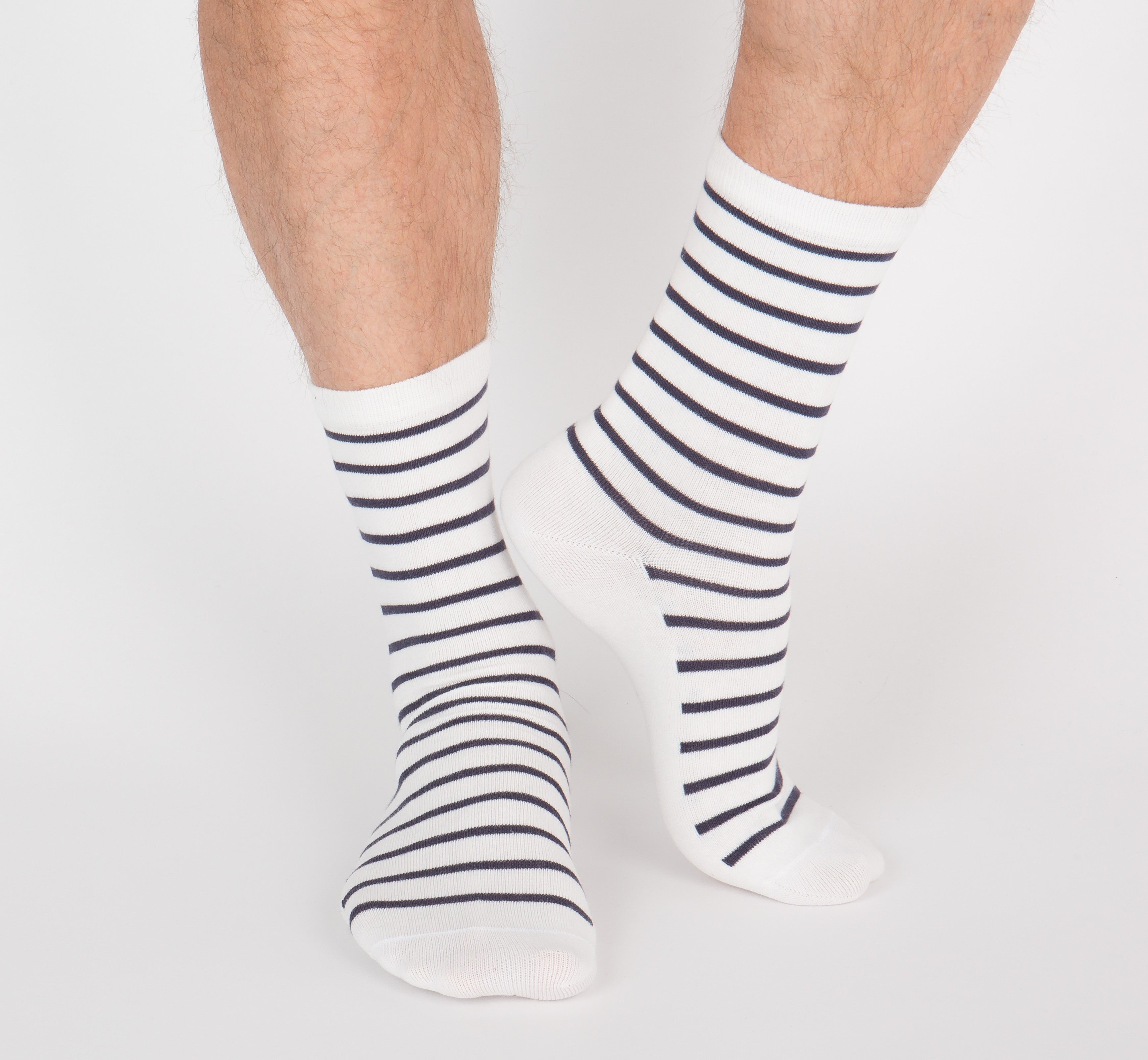 archiduchesse-b-nodet-chaussettes-courtes-ray-es-marine-blanc image 7
