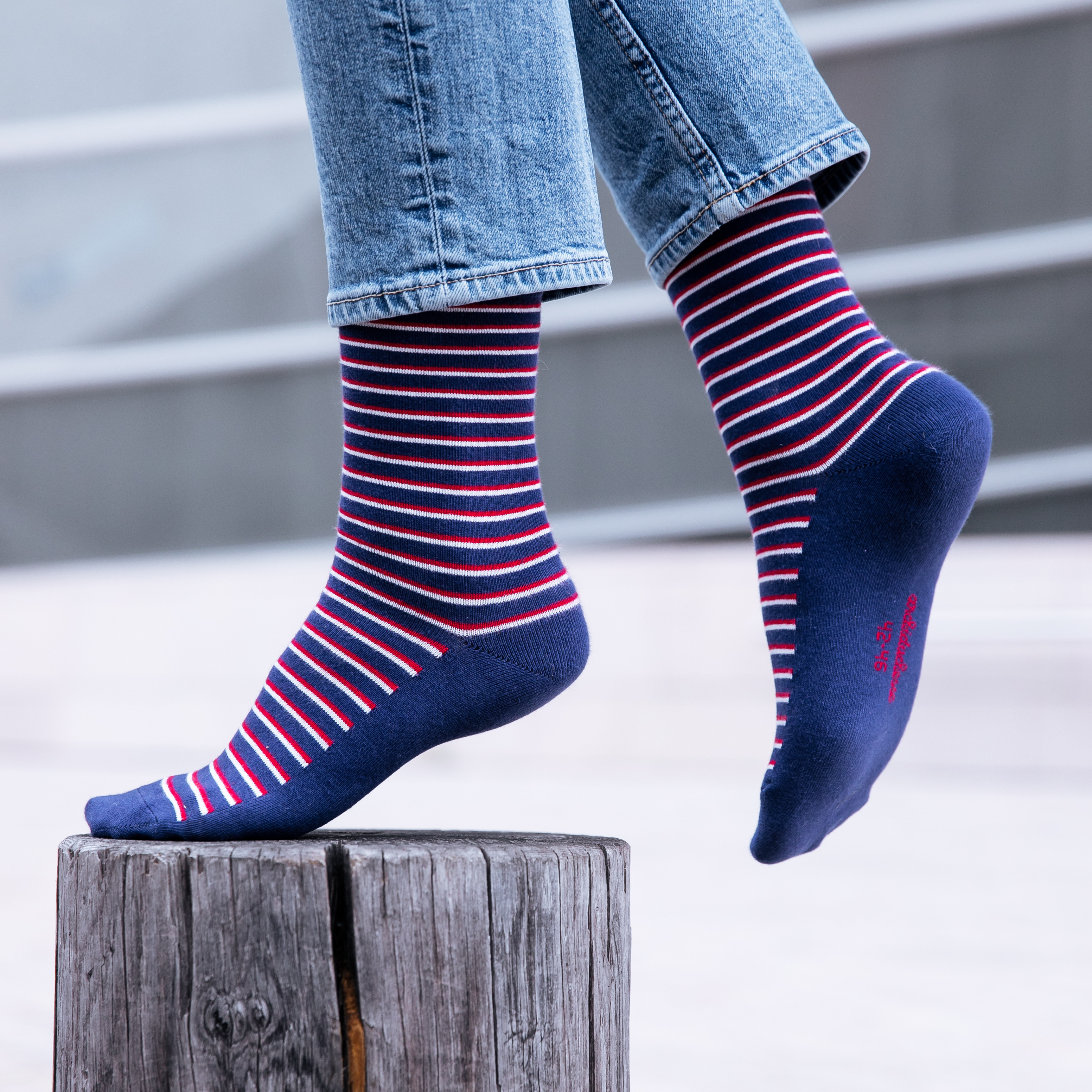 archiduchesse-cocorico-chaussettes-fantaisie-ray-courte image 2