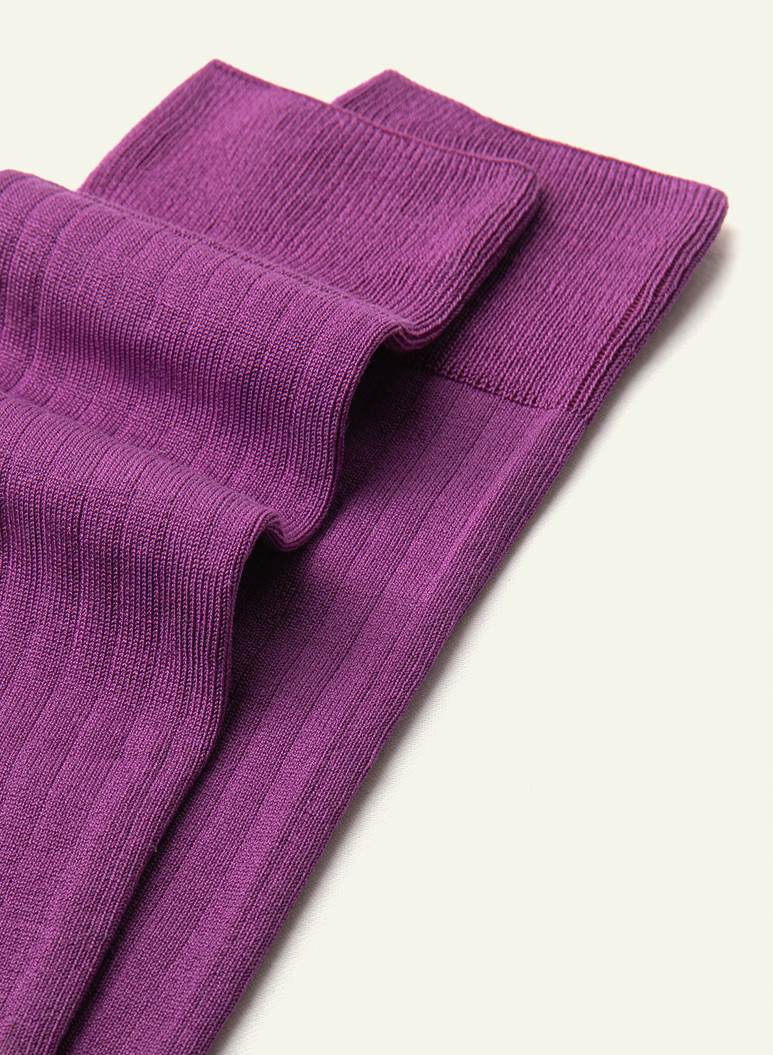 archiduchesse-ultra-violet-fil-d-cosse-chaussettes-de-luxe image 4