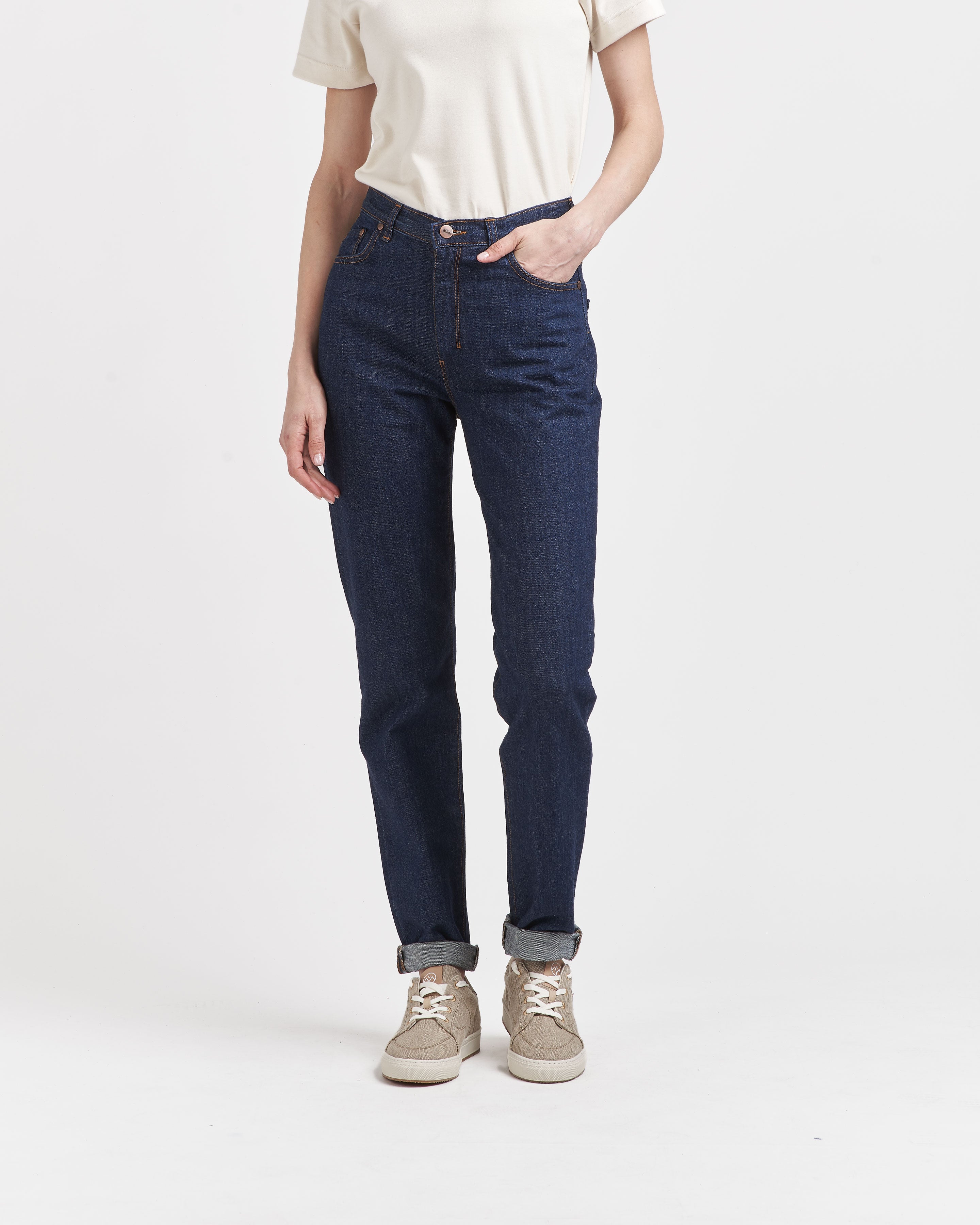 atelier-tuffery-jean-marthe-femme-mom-taille-haute-coton-bio-indigo image 2