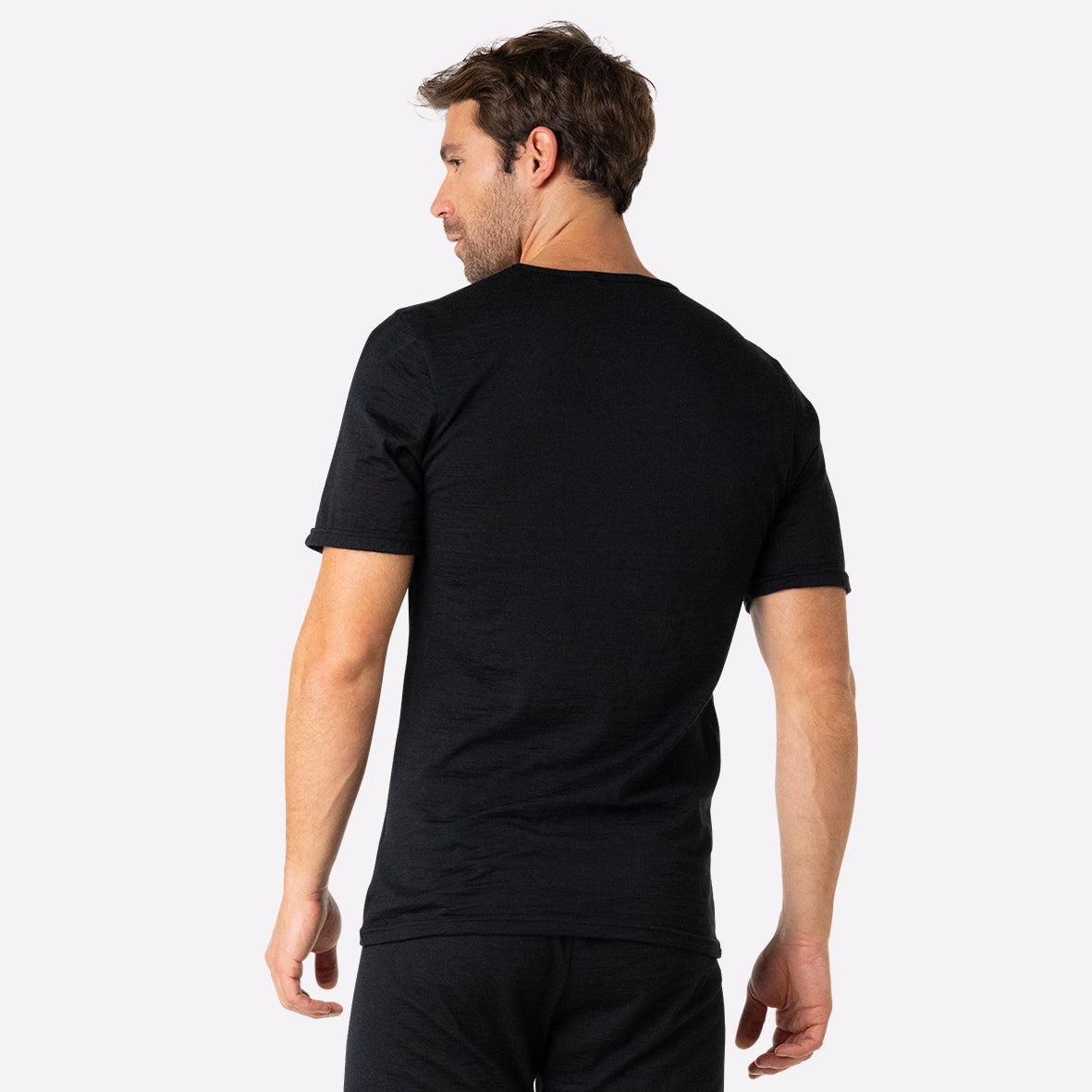 eminence-ligne-chaude-merinos-tee-shirt-col-rond-manches-courtes-homme image 2