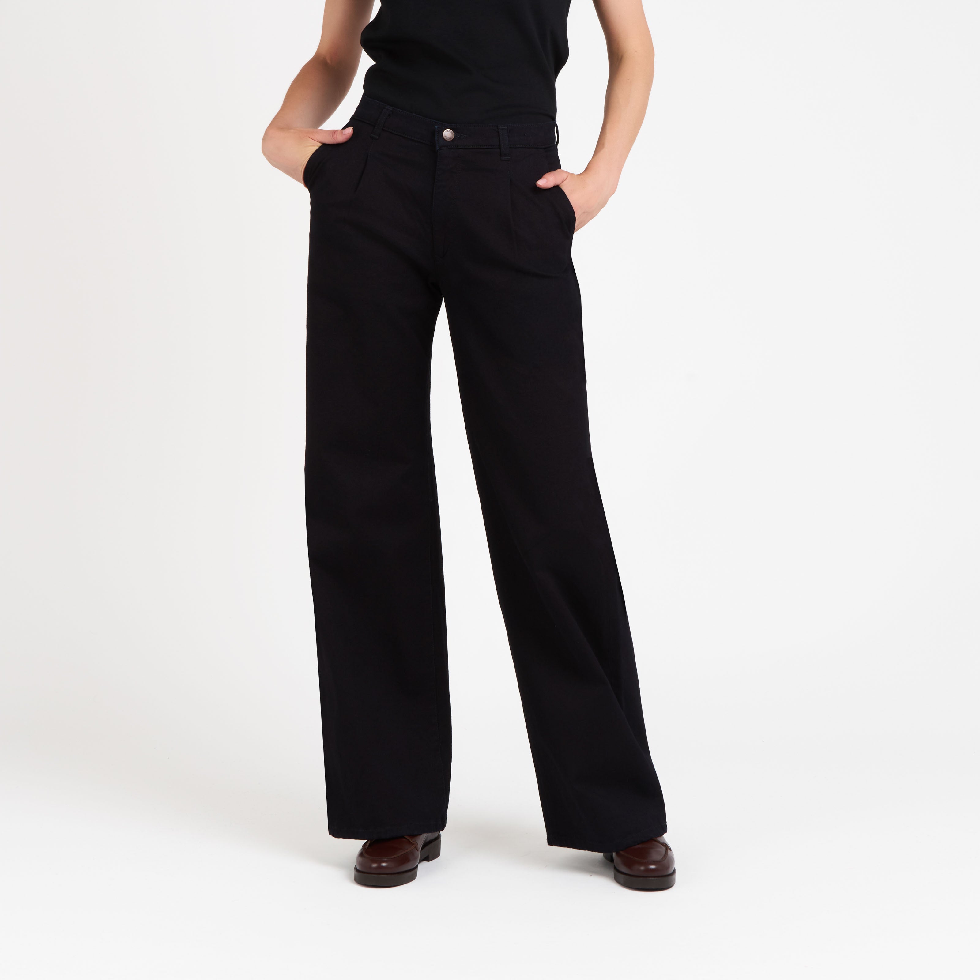 atelier-tuffery-pantalon-gabi-femme-large-taille-haute-en-soie image 2