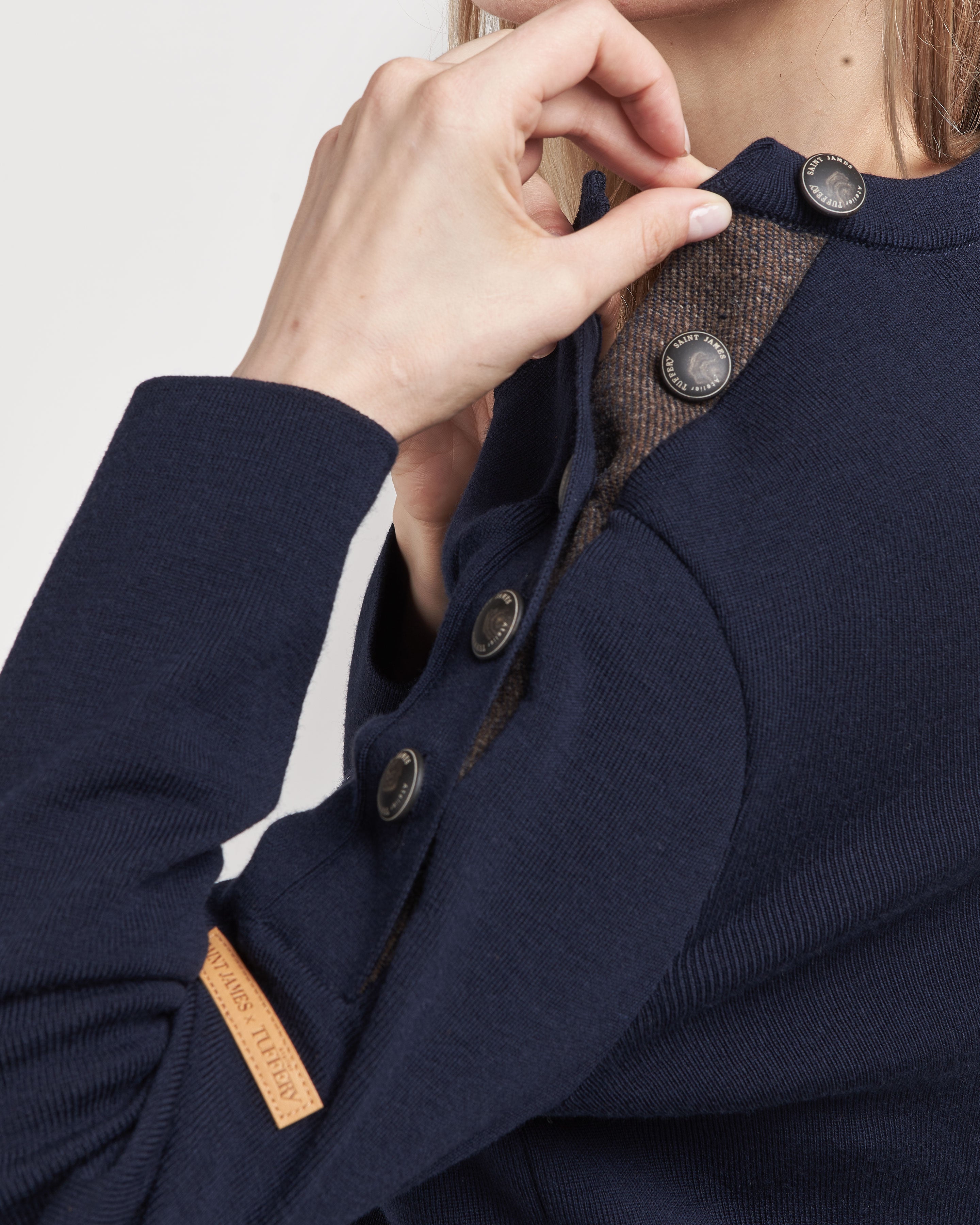 saint-james-x-atelier-tuffery-transmission-pull-marin-femme-laine-m-rinos-marine image 5