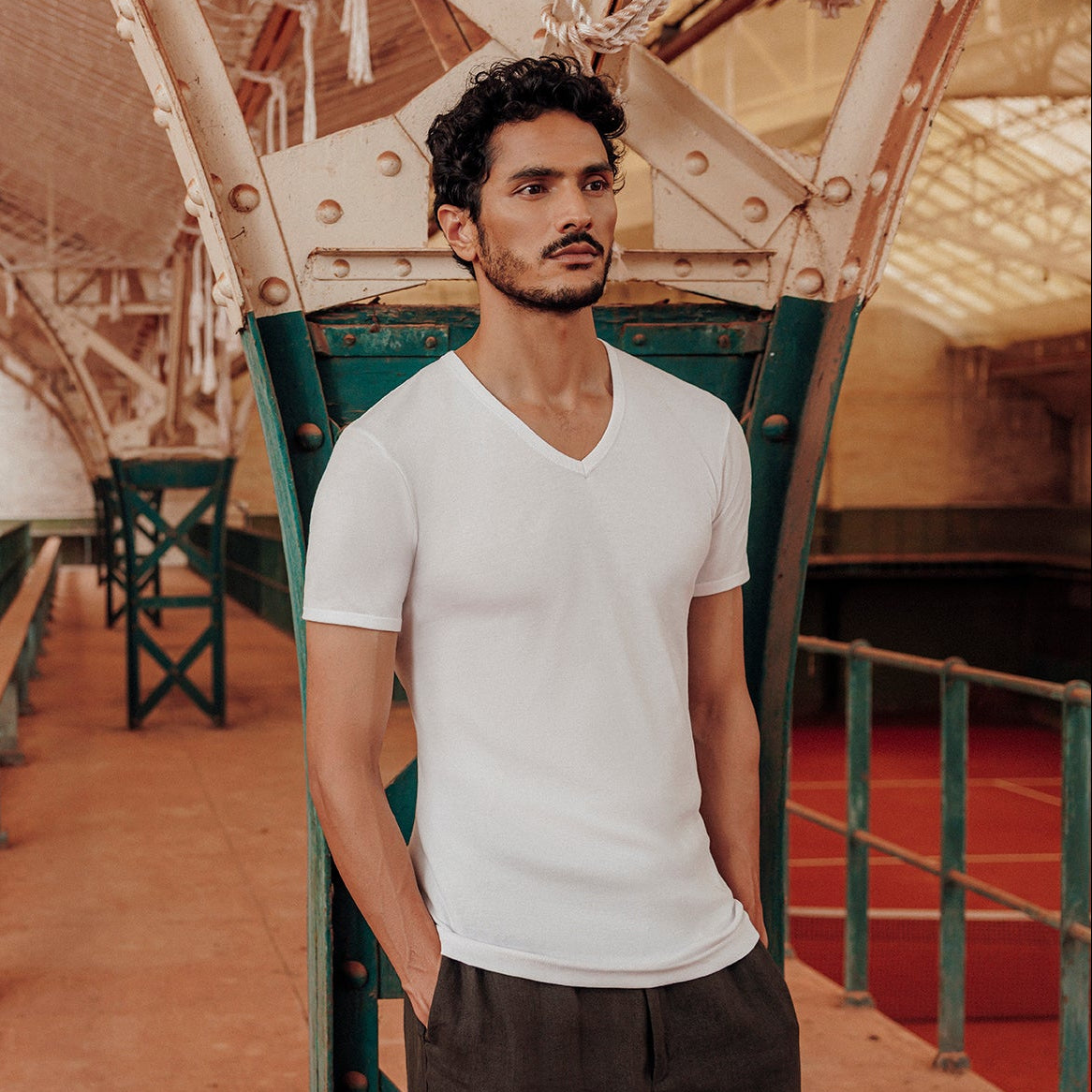 eminence-tee-shirt-col-v-homme-pur-coton-premium-318-blanc image 4