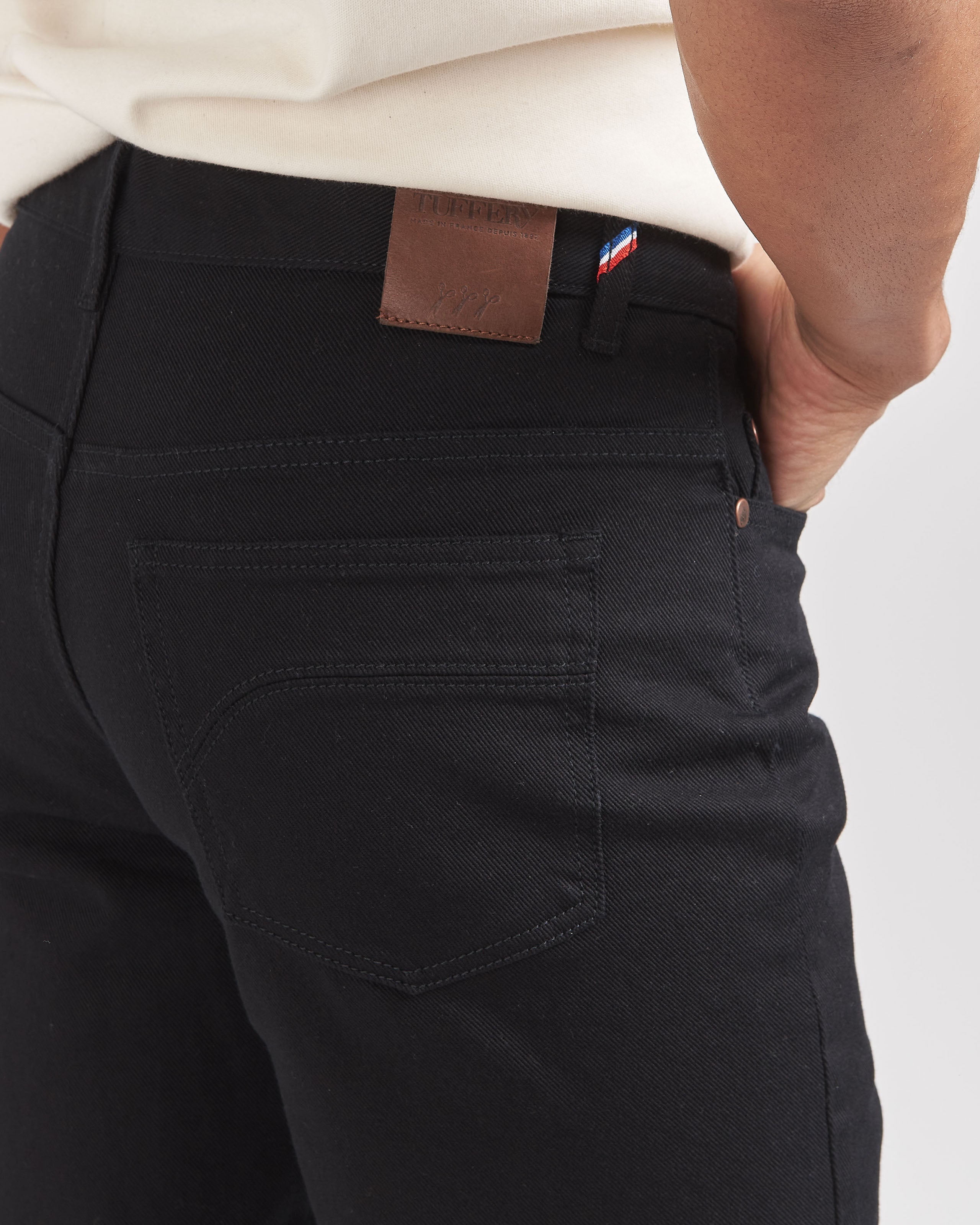 atelier-tuffery-jean-c-lestin-homme-droit-taille-haute-noir image 5