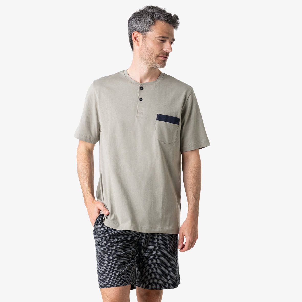 eminence-pyjama-court-col-t-homme-casual-haut-vert-short-marine image 1