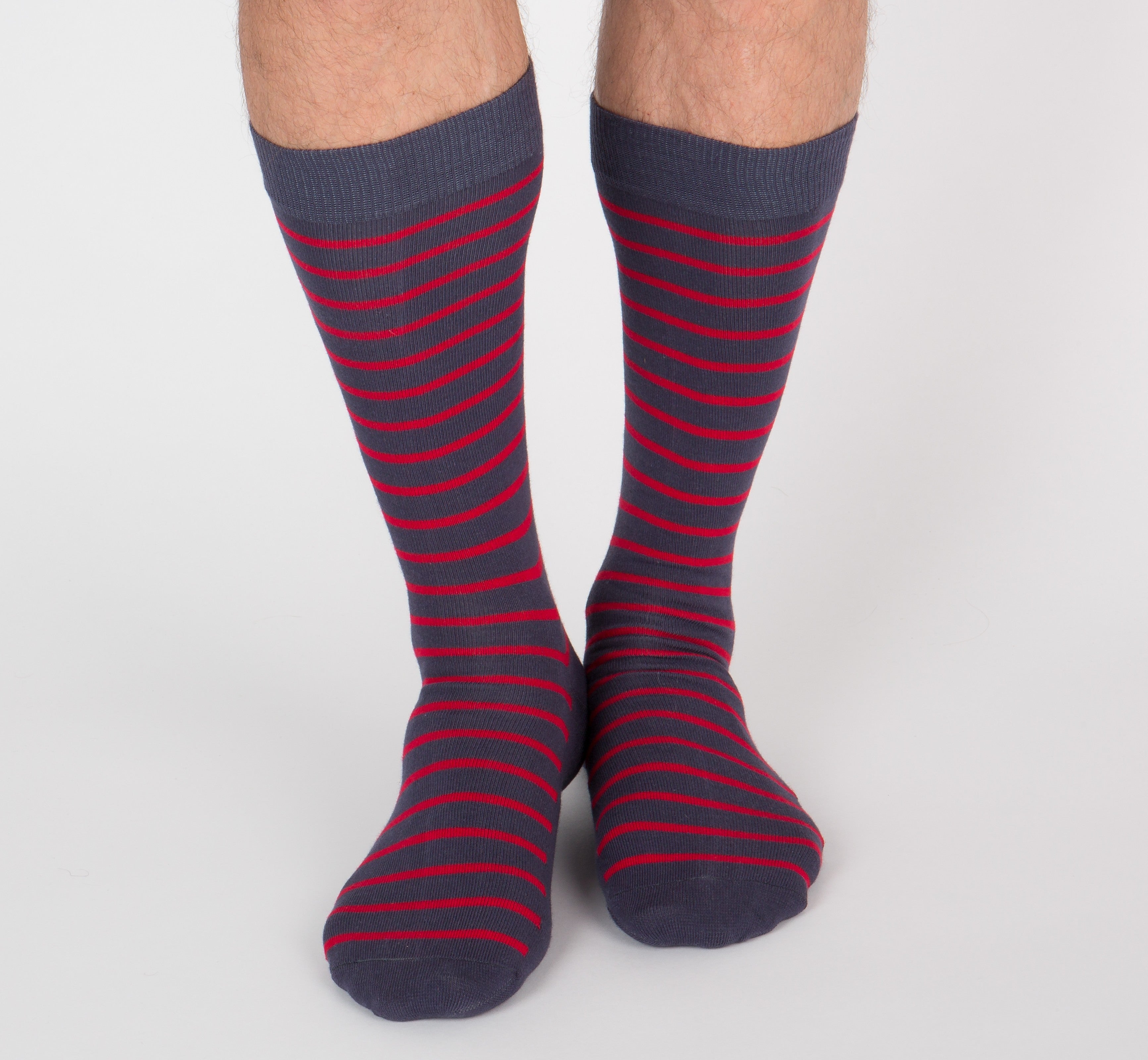 archiduchesse-sainte-marine-chaussettes-fantaisie-mi-mollet-bleu-marine-rouge image 7