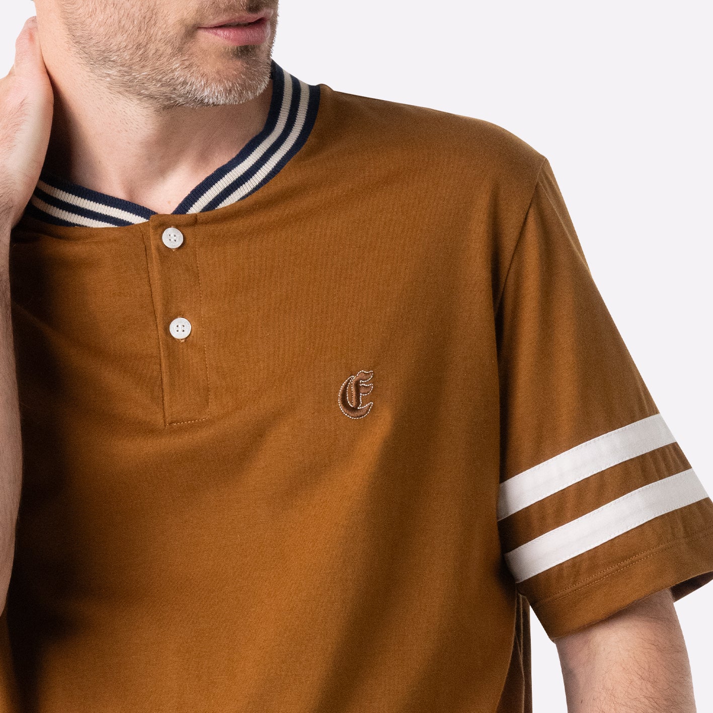 eminence-club-pyjama-court-homme-col-t-marron-marine image 2