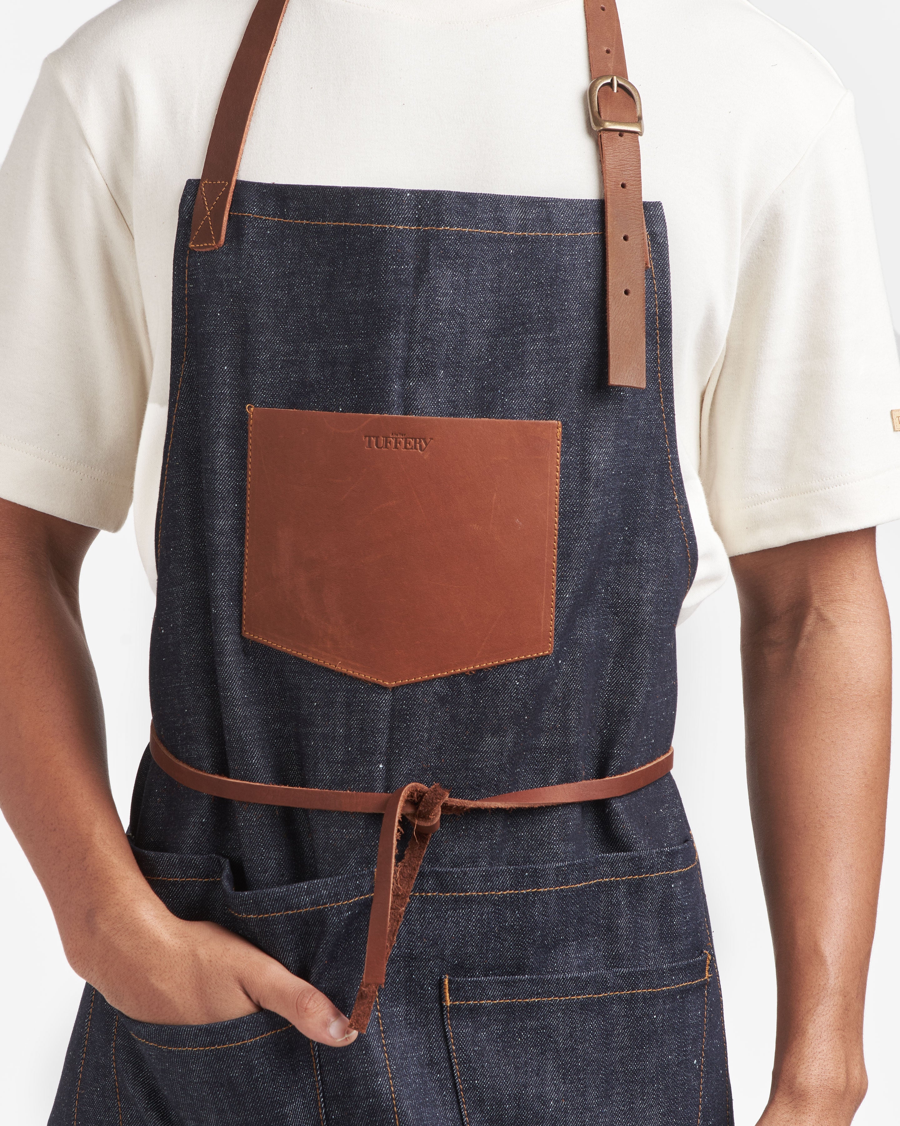 atelier-tuffery-tablier-long-jean-brut-broderie-main image 2