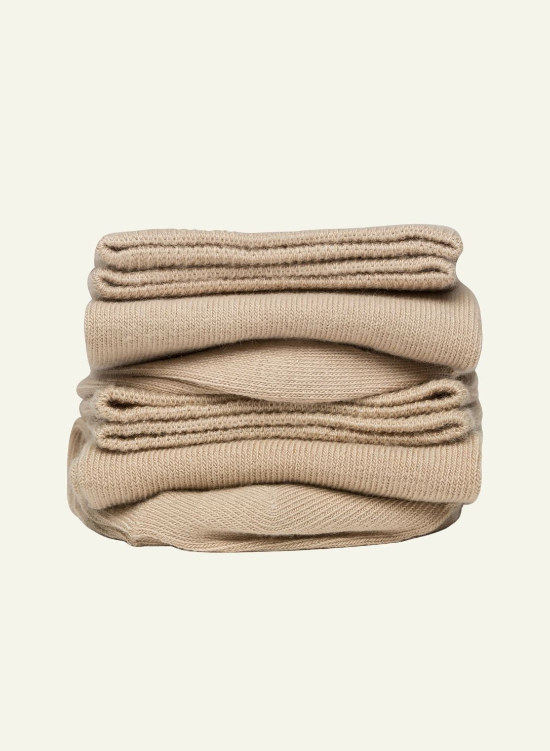 archiduchesse-de-ville-beige-caf-au-lait-chaussettes-mi-mollet image 1