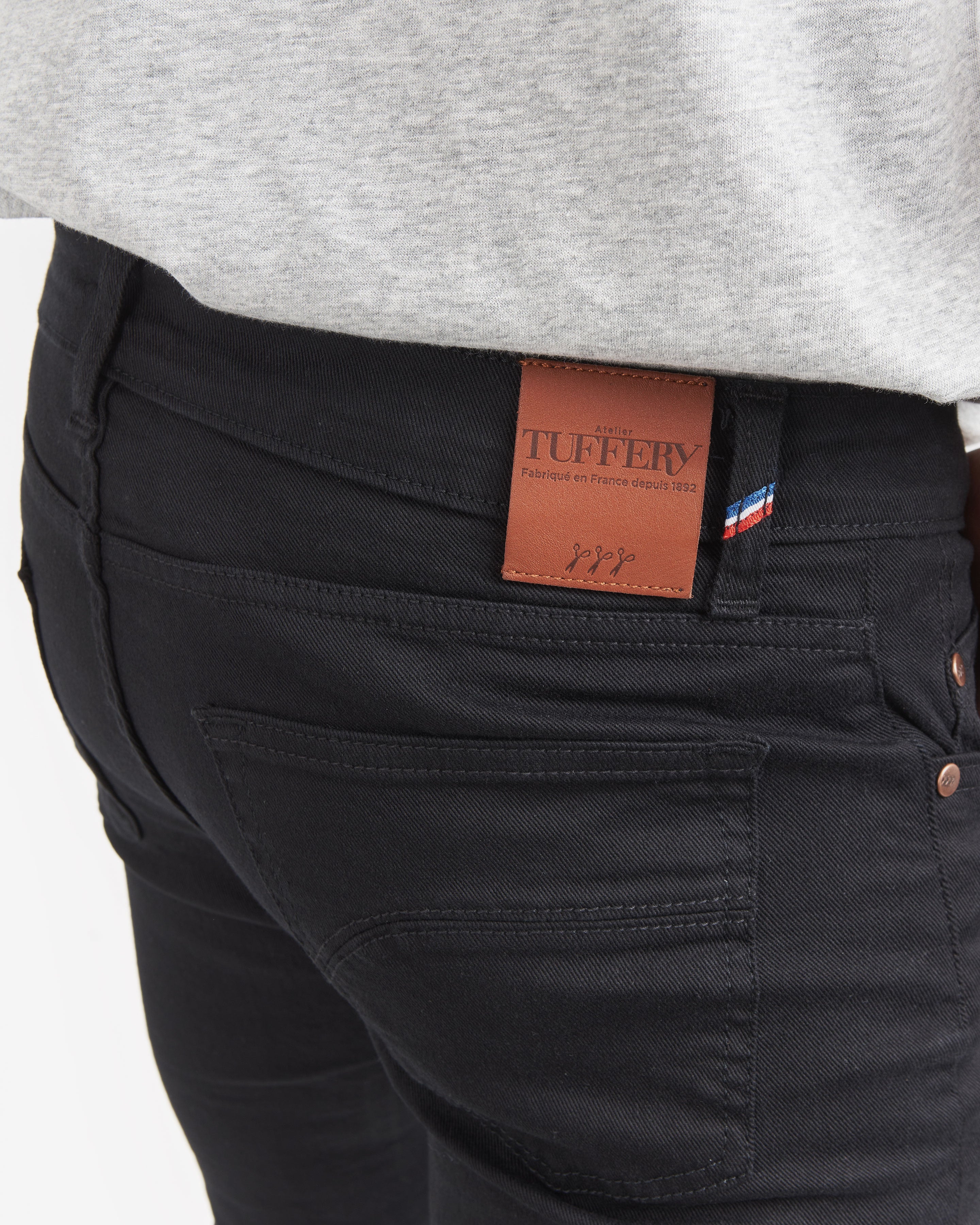 atelier-tuffery-augustin-jean-slim-homme-noir-taille-semi-haute image 2