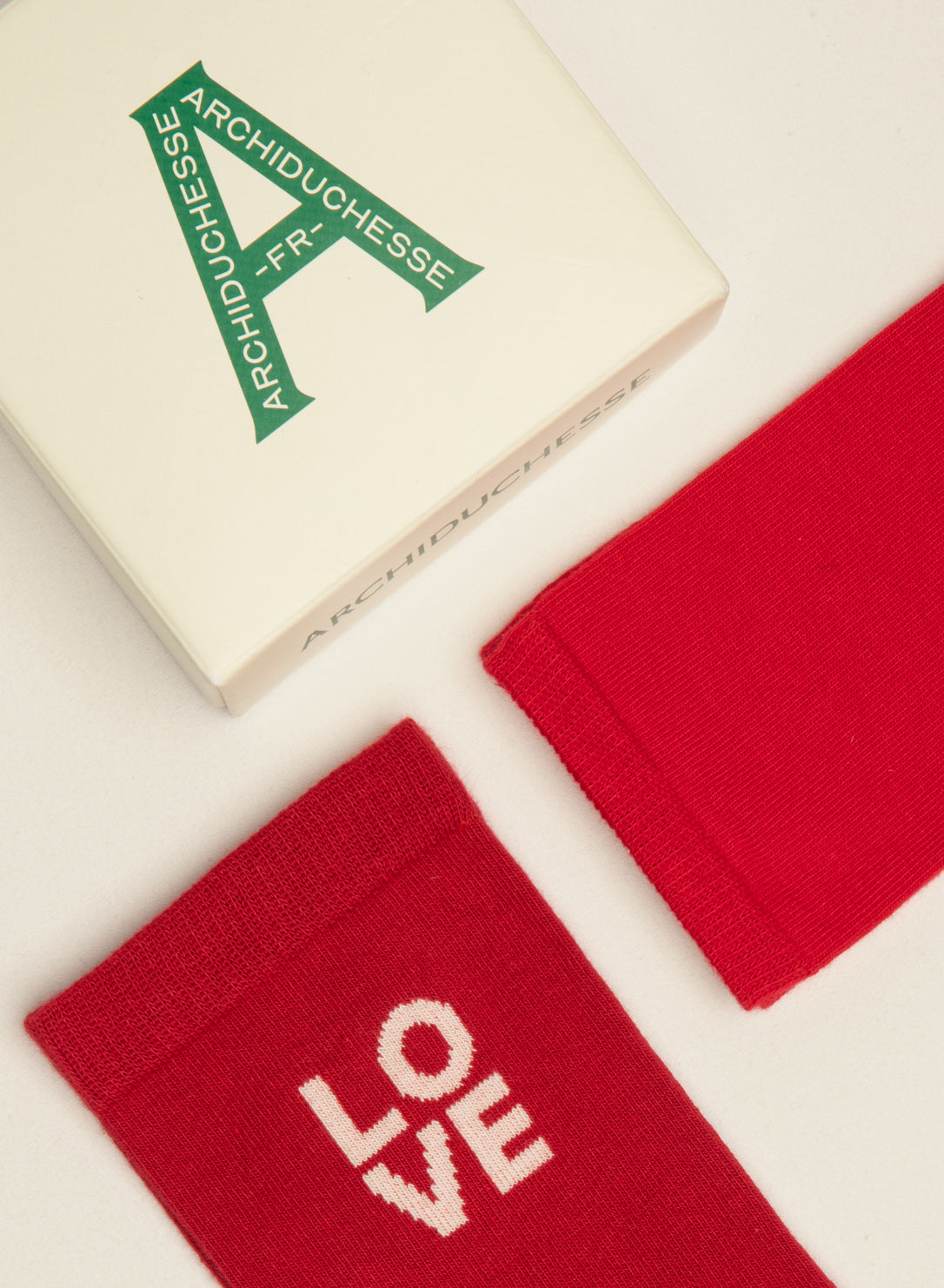 archiduchesse-duo-chaussettes-courtes-pair-fect-match-et-rouge-cardinal image 2