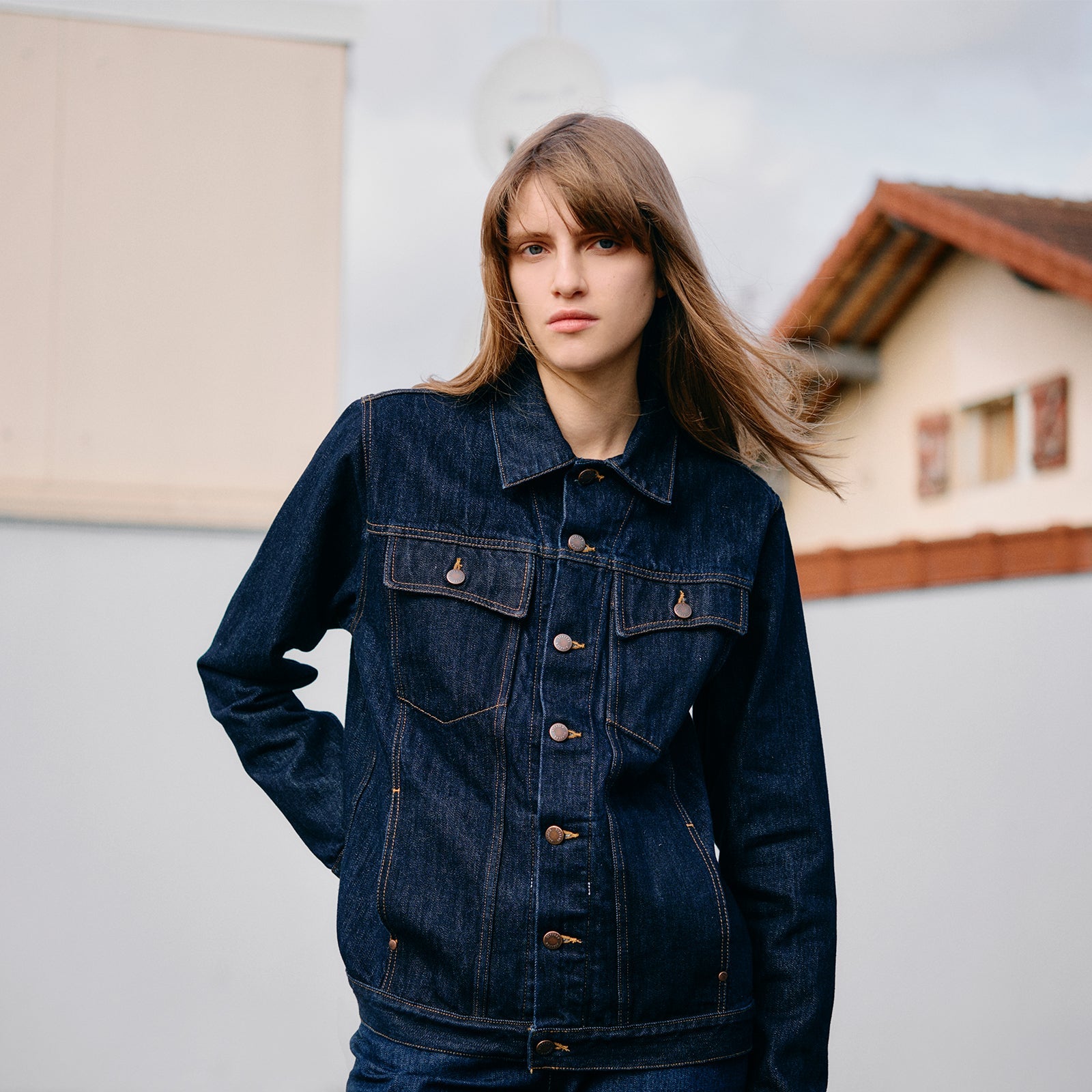 atelier-tuffery-blouson-femme-en-jean-brut-le-tuff-s image 2