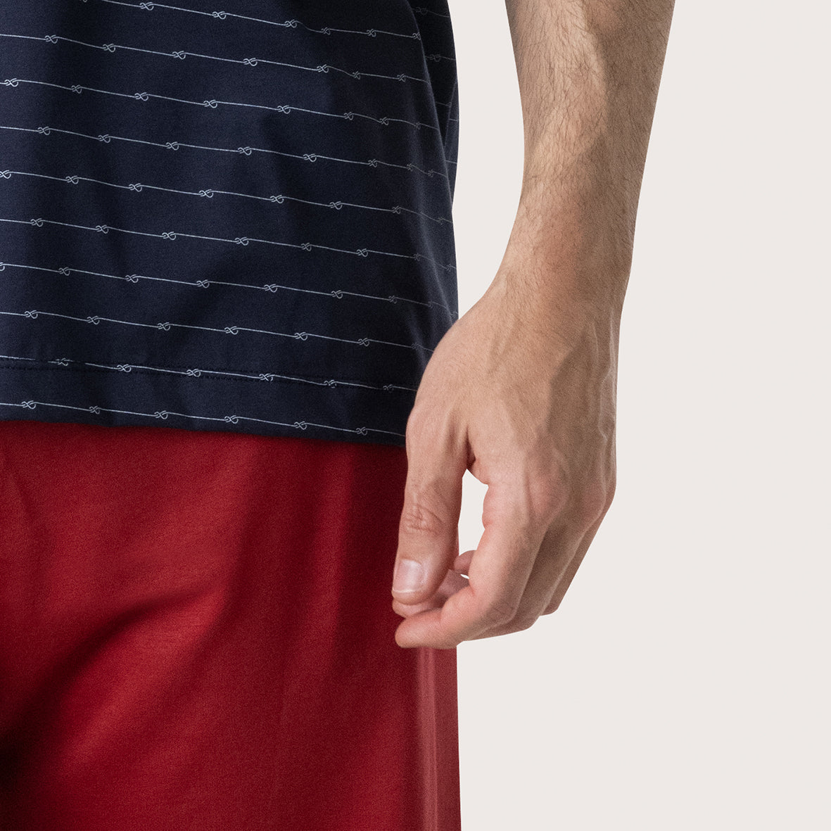eminence-club-pyjama-court-homme-merceris-col-v-marine-rouge image 3