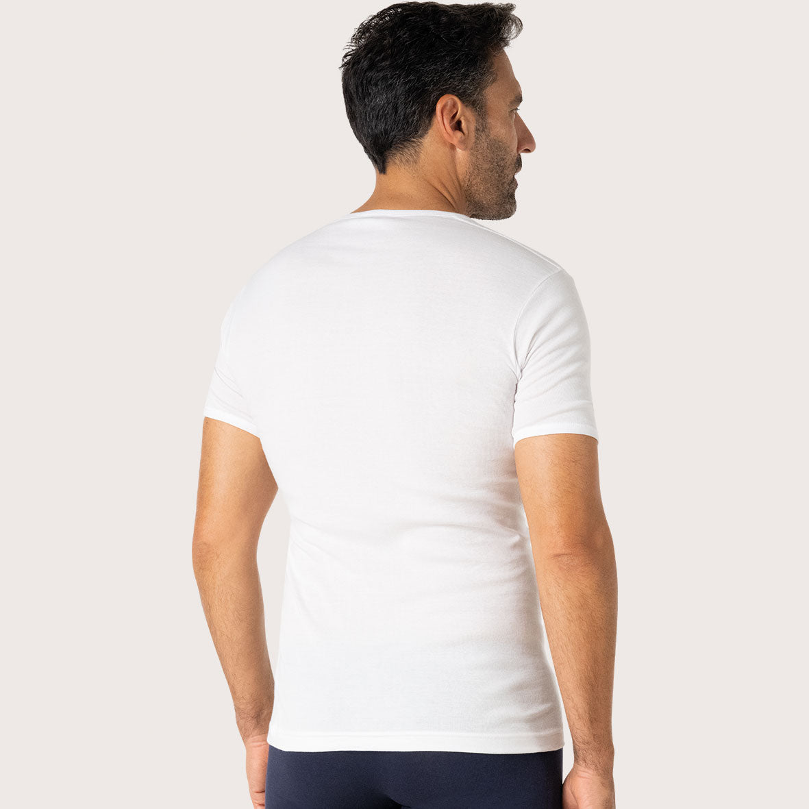 eminence-lot-de-3-tee-shirts-homme-col-v-pur-coton-premium-318 image 3