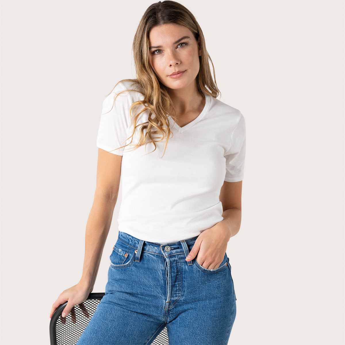 eminence-tee-shirt-col-v-pur-coton-premium-unisexe-blanc image 2