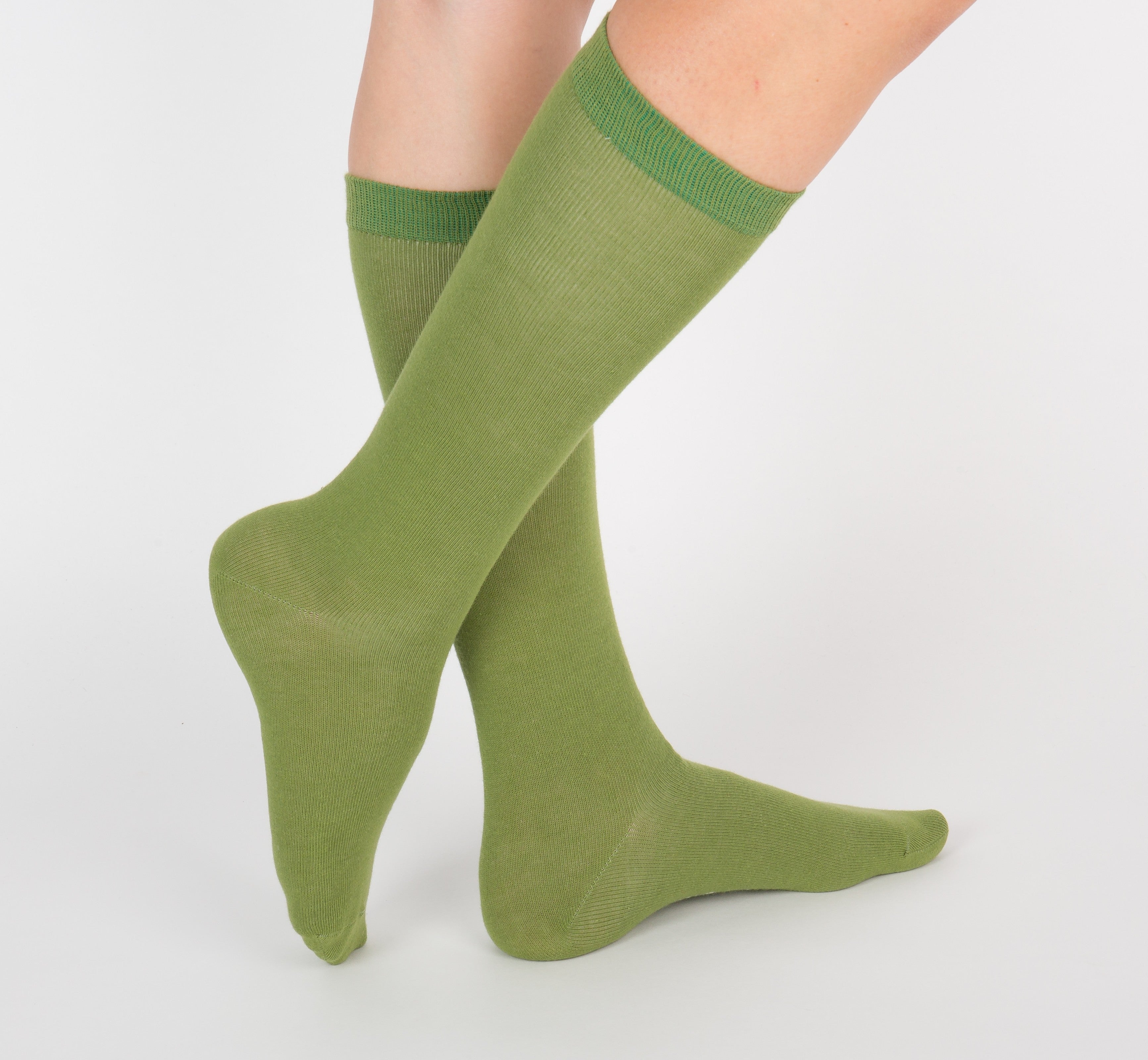archiduchesse-de-ville-vert-olive-chaussettes-mi-mollet-coton image 4