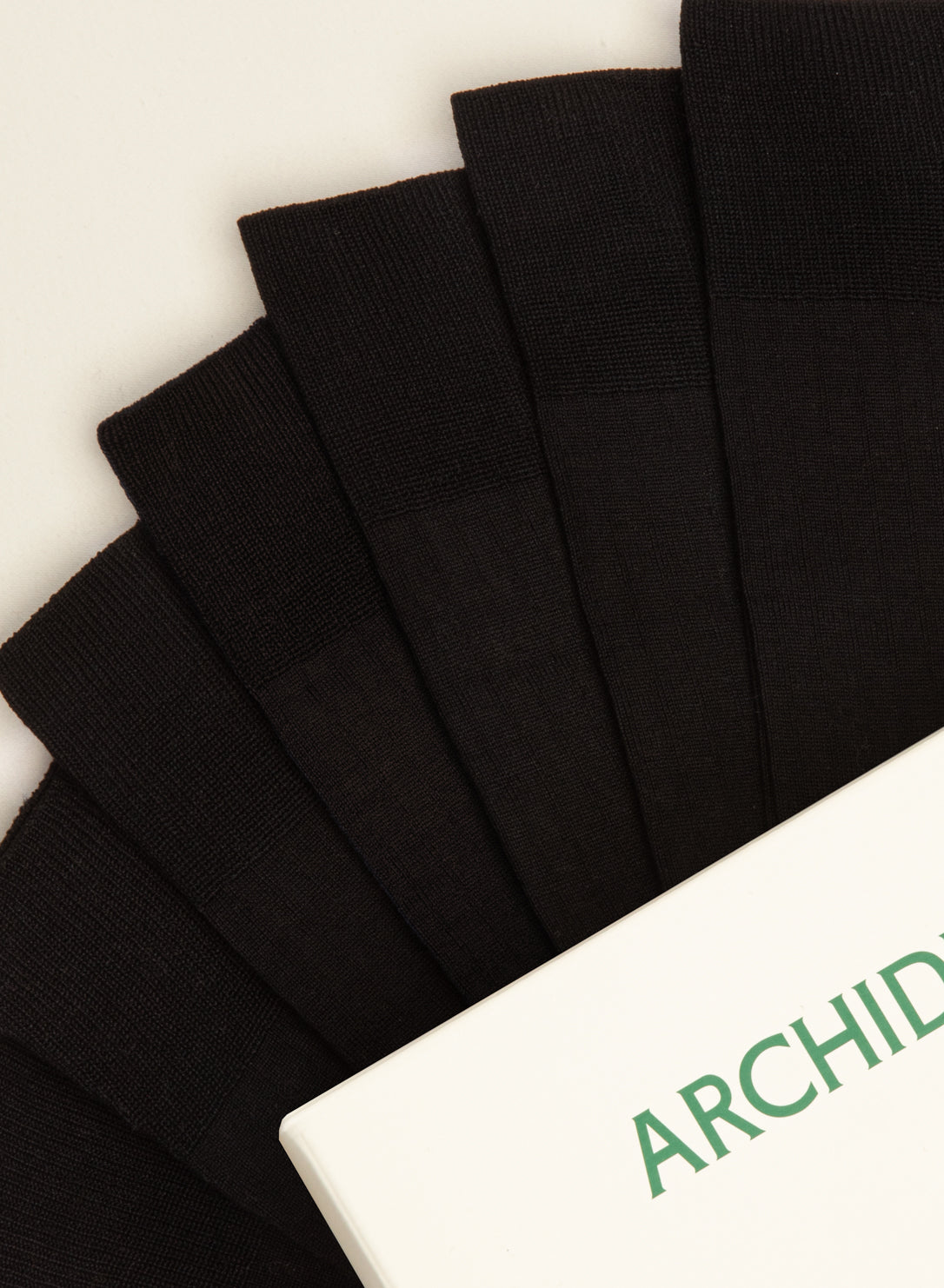 archiduchesse-semainier-classique-de-luxe-7-chaussettes-mi-hautes-noires image 3