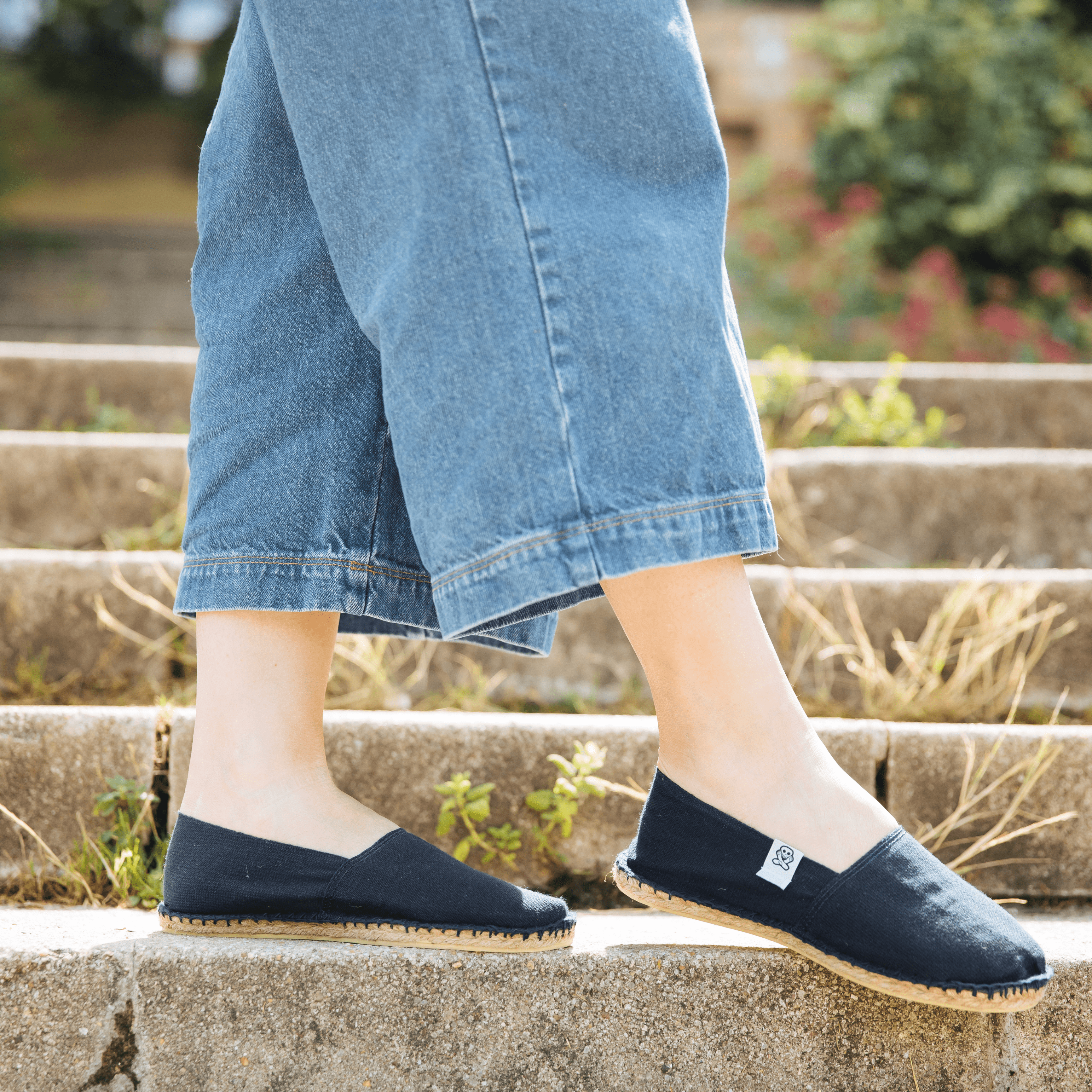 archiduchesse-bleu-marine-espadrille-toile-coton-r-g-n-r image 2