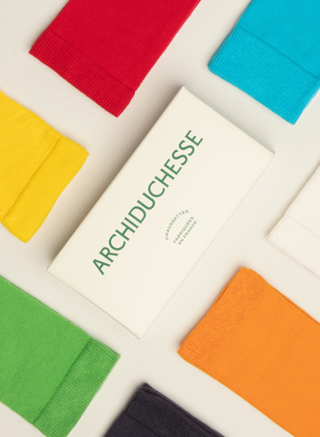archiduchesse-semainier-enfant-7-chaussettes-de-ville-couleurs image 2