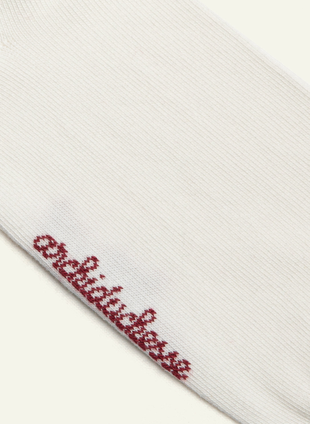 archiduchesse-blanc-mouton-chaussettes-courtes-blanches-unisexe image 4