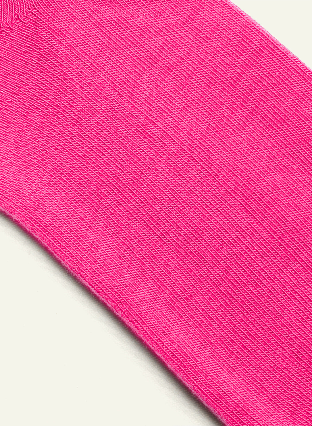 archiduchesse-bouclette-rose-framboise-mi-chaussettes-hiver image 5
