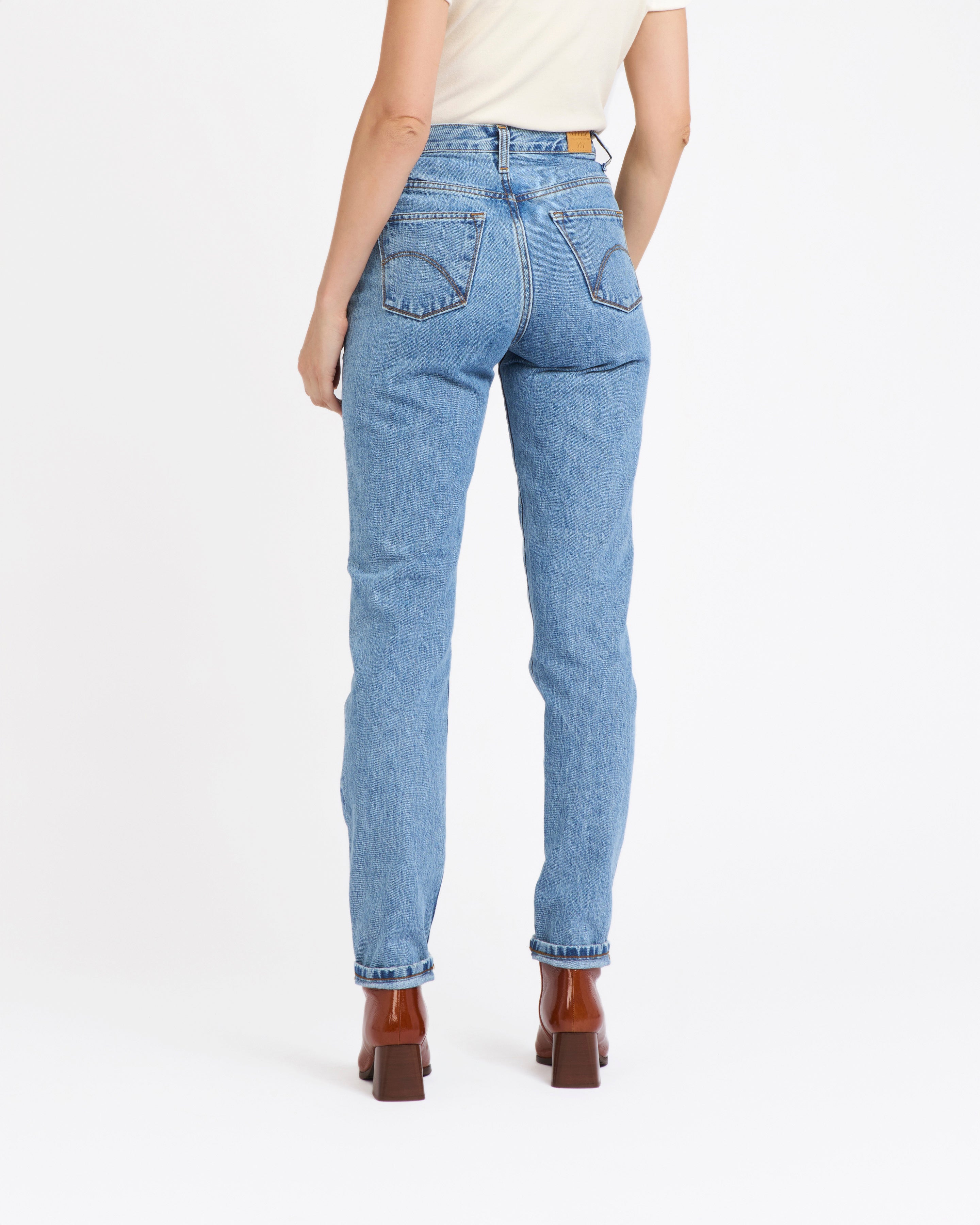 atelier-tuffery-marthe-jean-mom-femme-taille-haute-denim-clair image 4