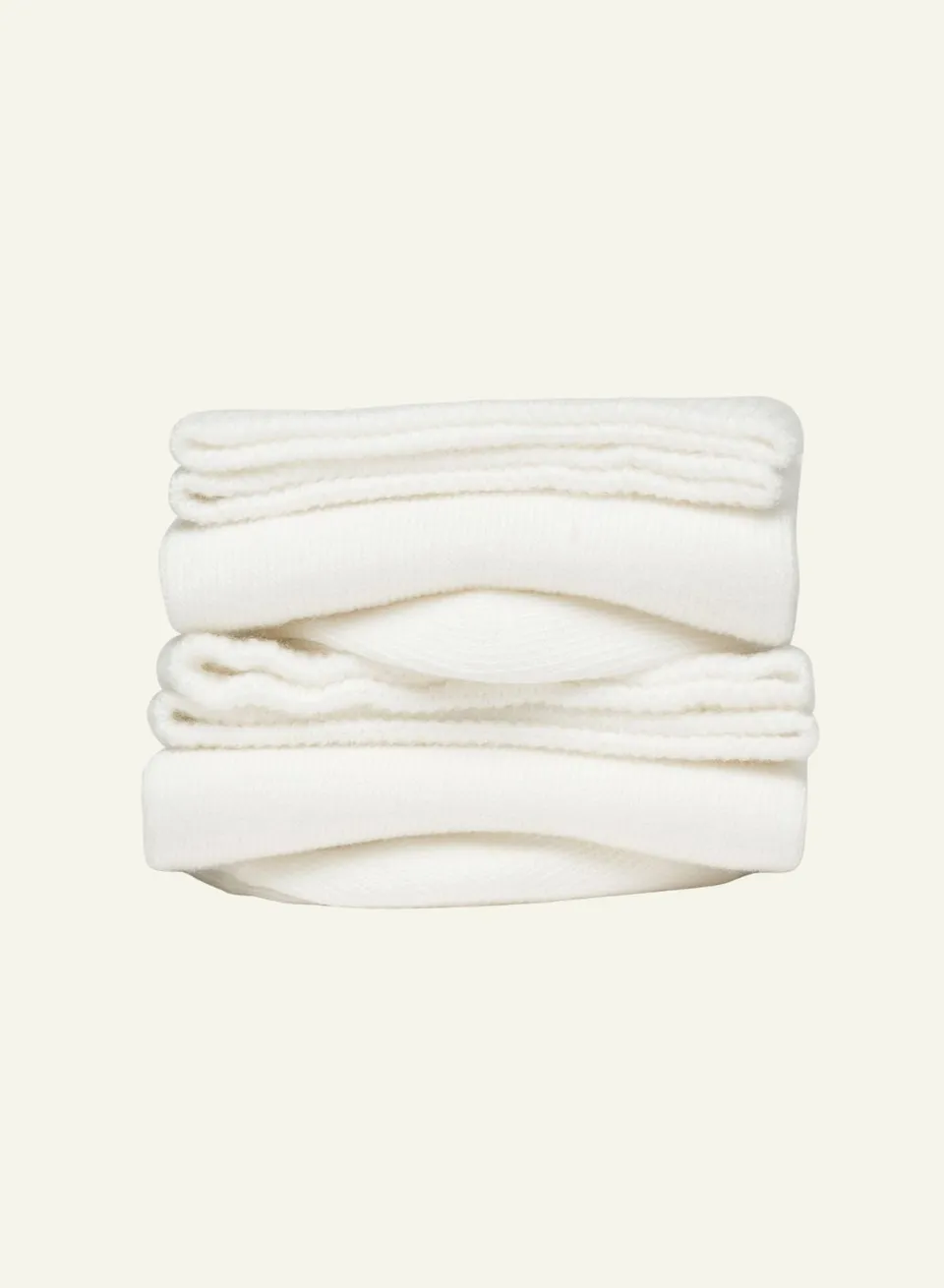 archiduchesse-blanc-mouton-chaussettes-courtes-blanches-unisexe image 1