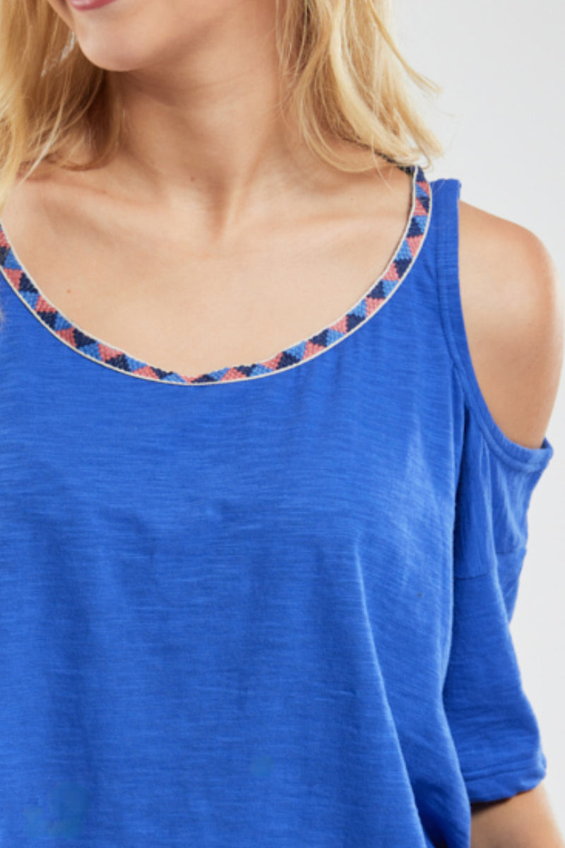 armor-lux-coeur-de-miss-t-shirt-crop-top-col-rond-paules-ouvertes image 2