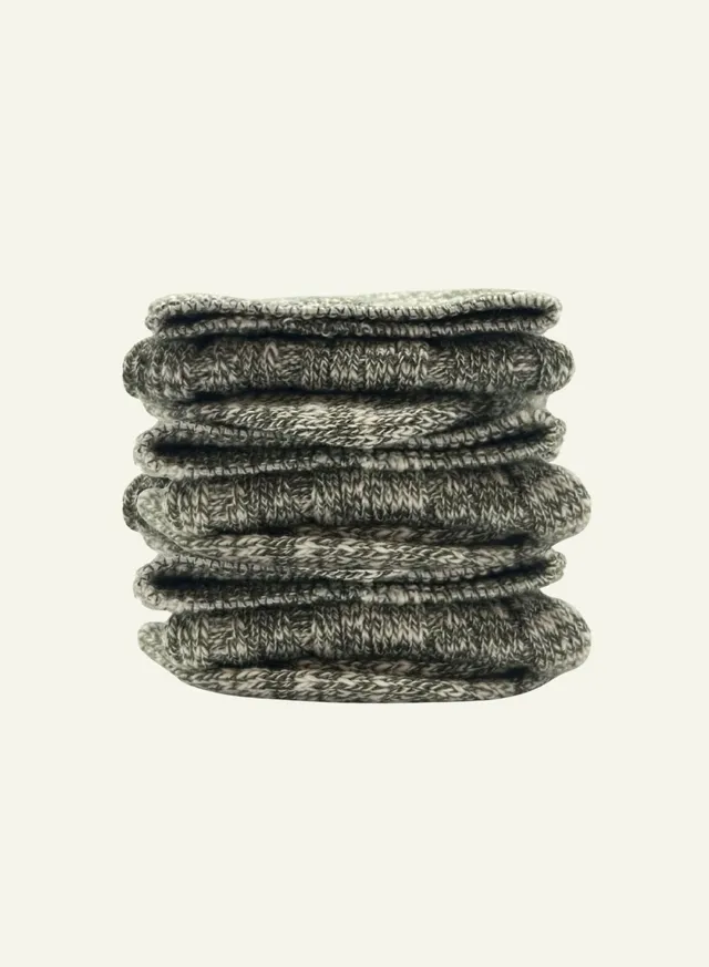 archiduchesse-d-hiver-kaki-sombre-chaussettes-mi-haute-chaude image 1