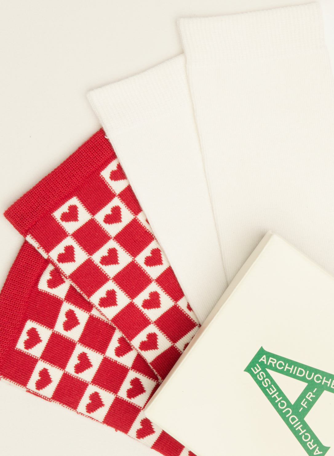 archiduchesse-duo-amour-crois-blanc-mouton-coffret-2-chaussettes-courtes-coton image 3