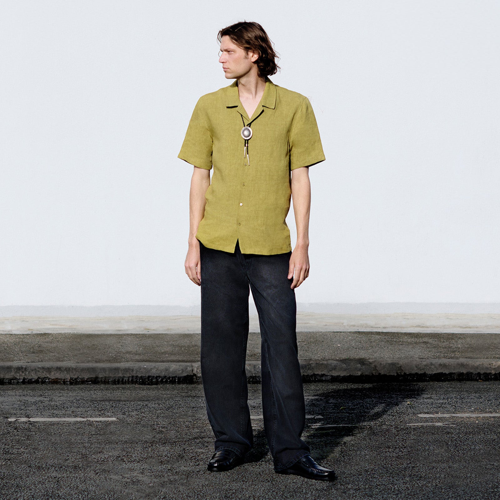 atelier-tuffery-chemisette-anduze-homme-lin-olive-droite image 2