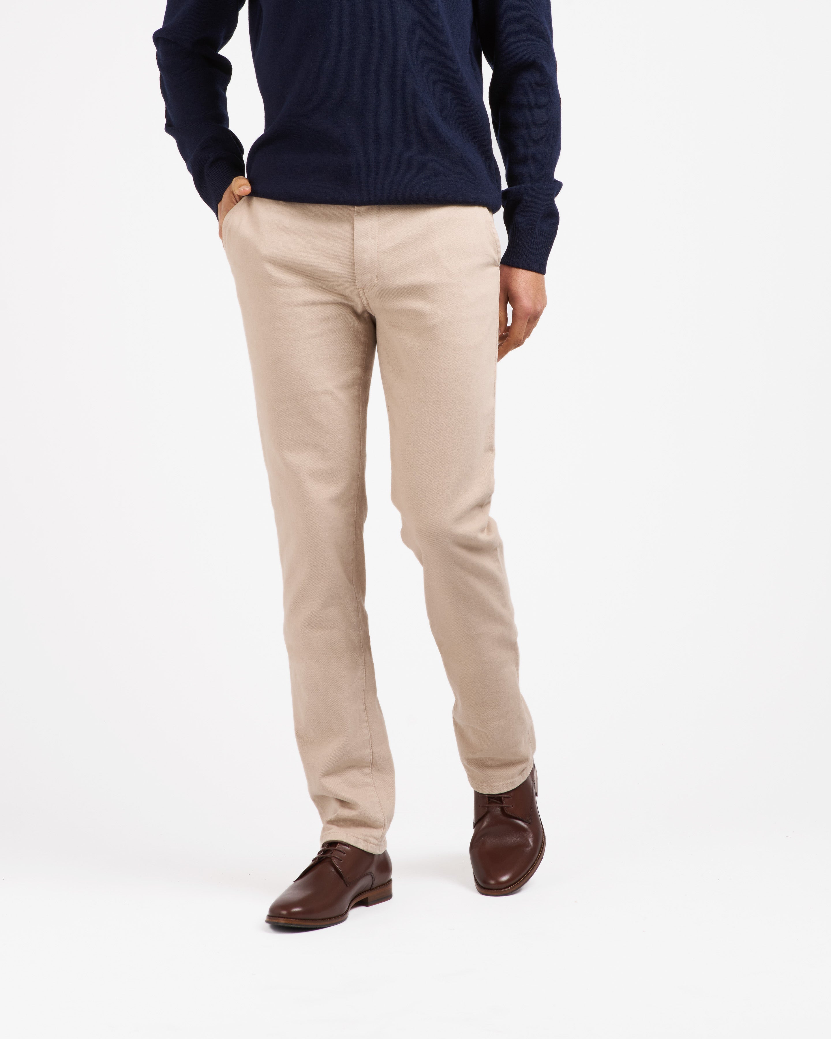atelier-tuffery-chino-ernest-droit-ajust-beige image 2