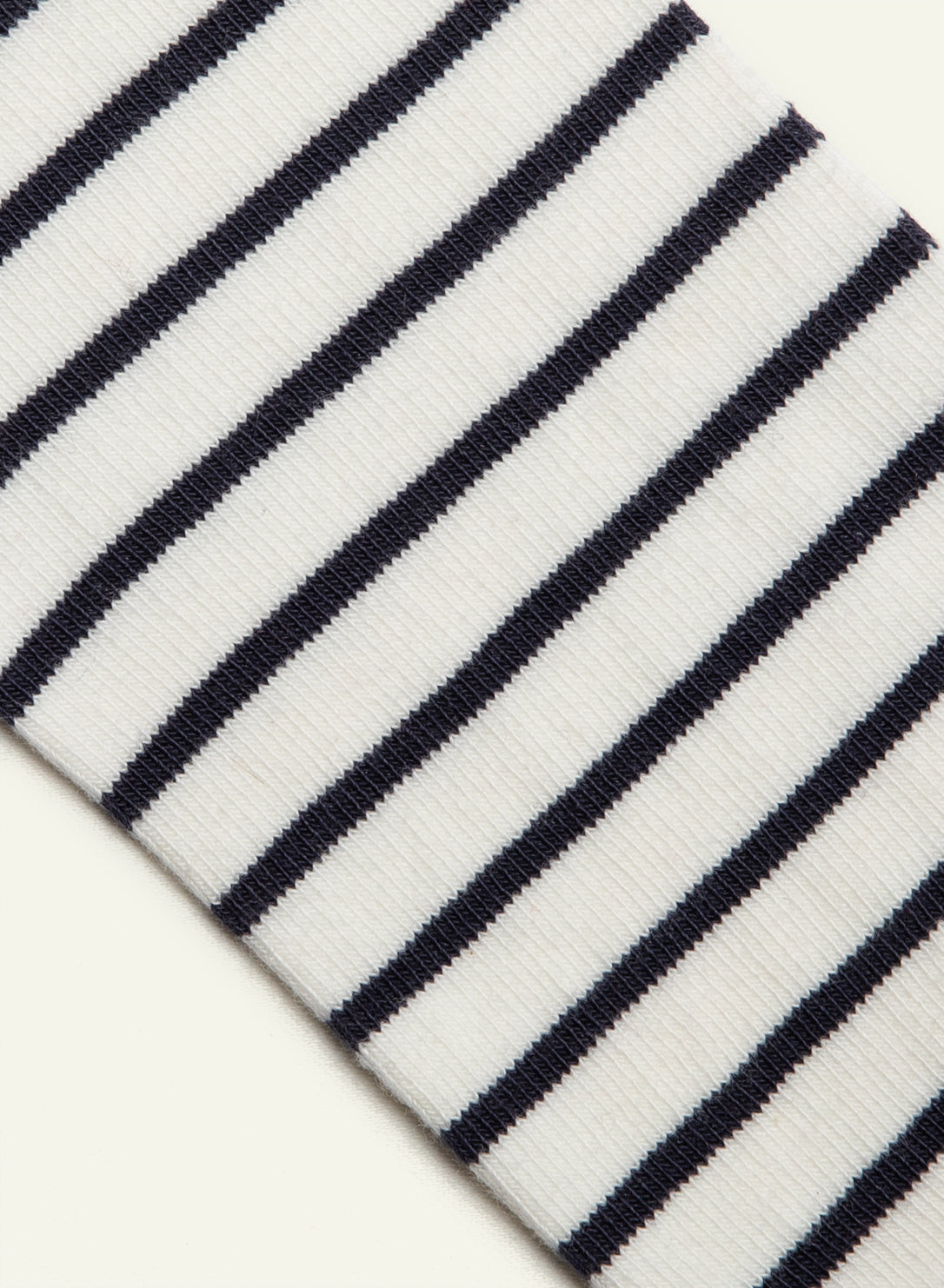 archiduchesse-b-nodet-chaussettes-courtes-ray-es-marine-blanc image 4