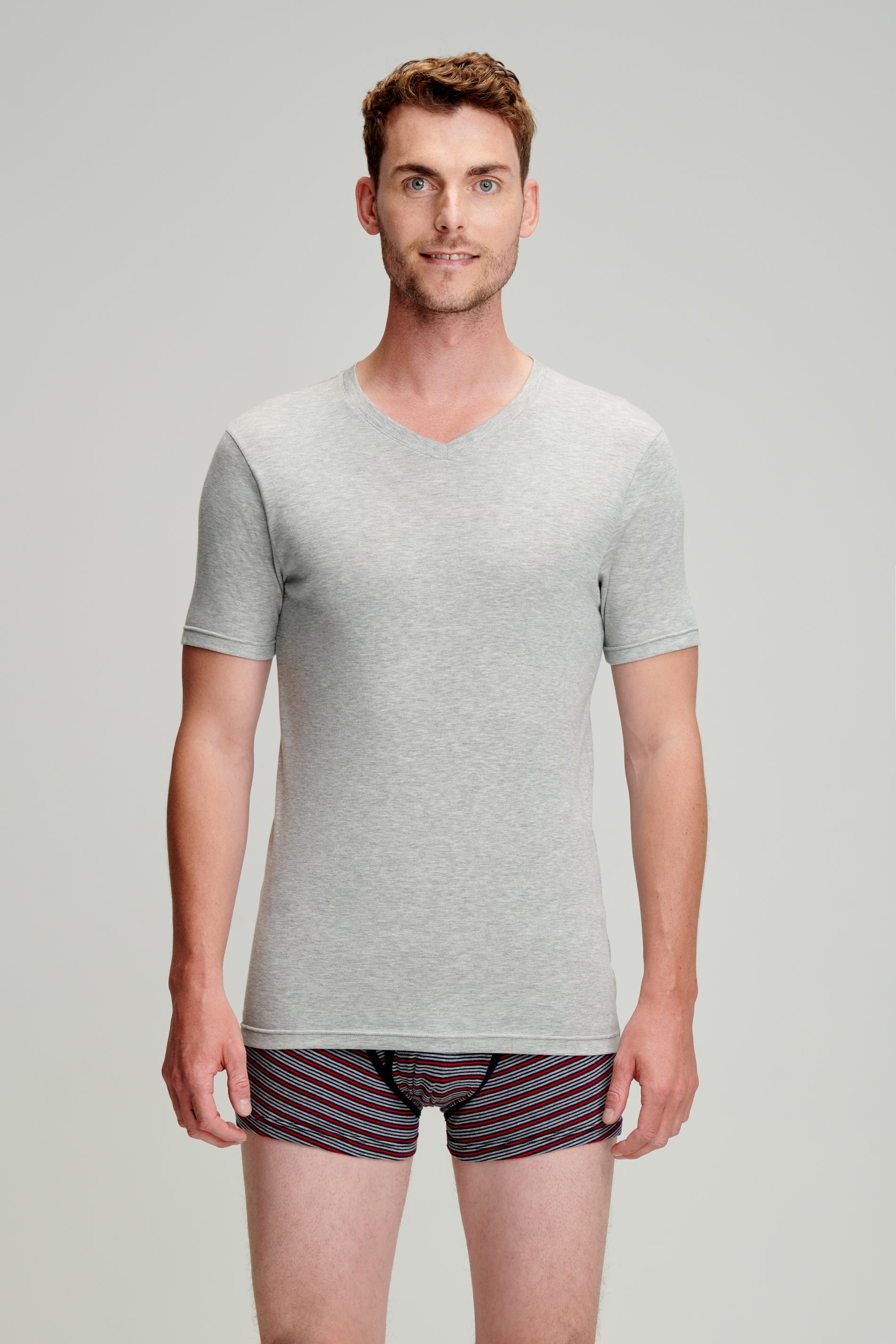 armor-lux-t-shirt-uni-homme-col-v-lyocell-et-coton image 1