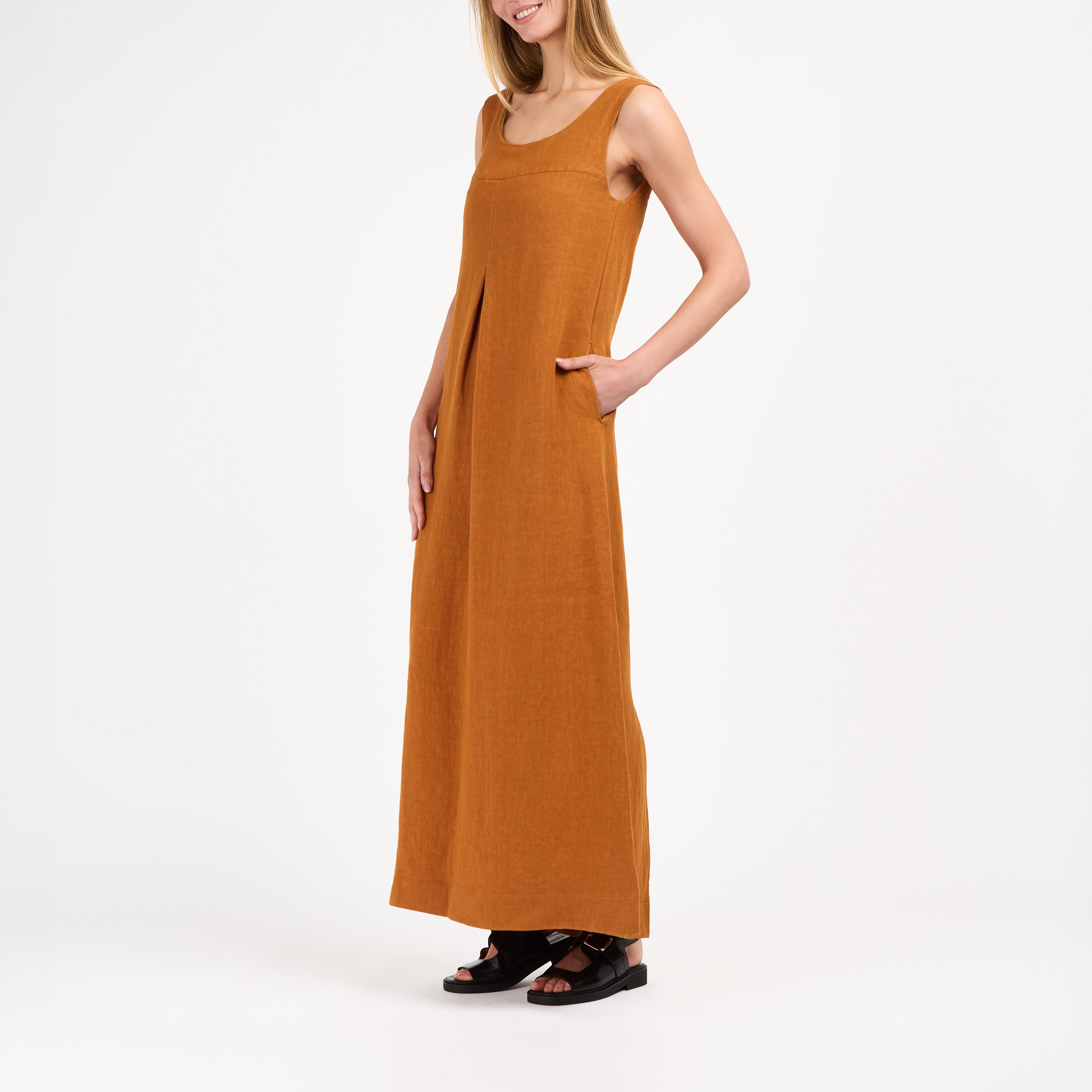 atelier-tuffery-suzanne-robe-longue-rouille-en-lin image 4