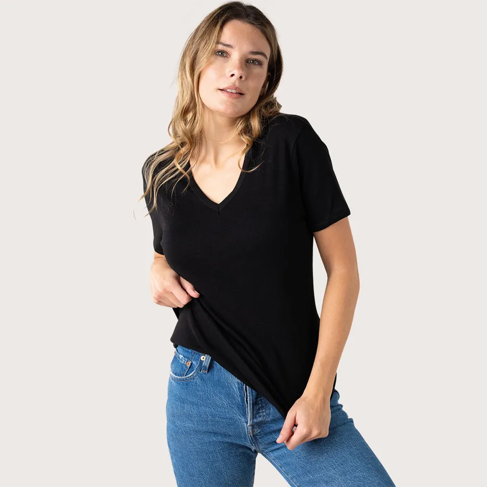 eminence-tee-shirt-col-v-pur-coton-premium-unisexe-noir image 1