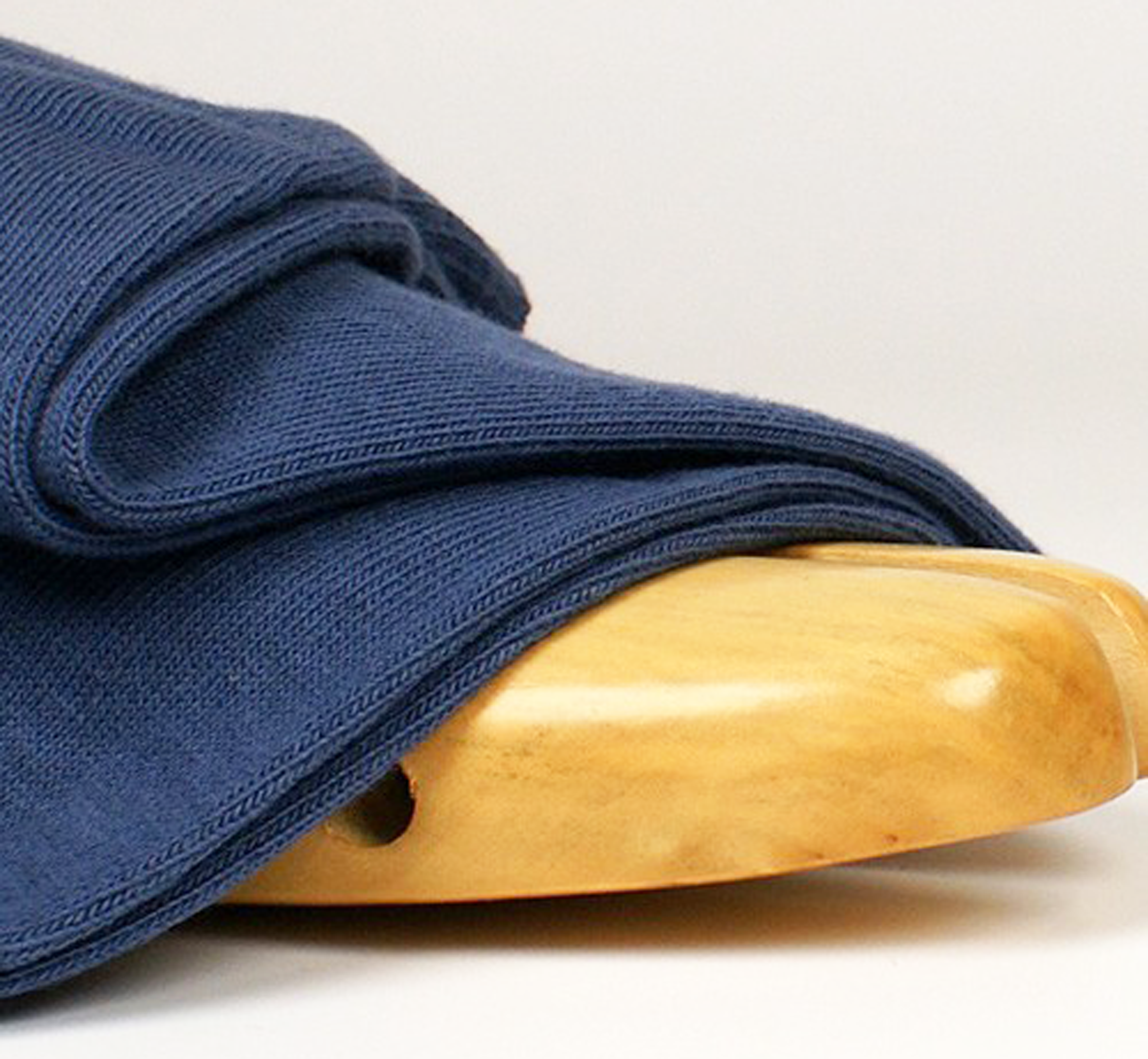 archiduchesse-bleu-de-n-mes-chaussettes-de-ville-mi-mollet image 8