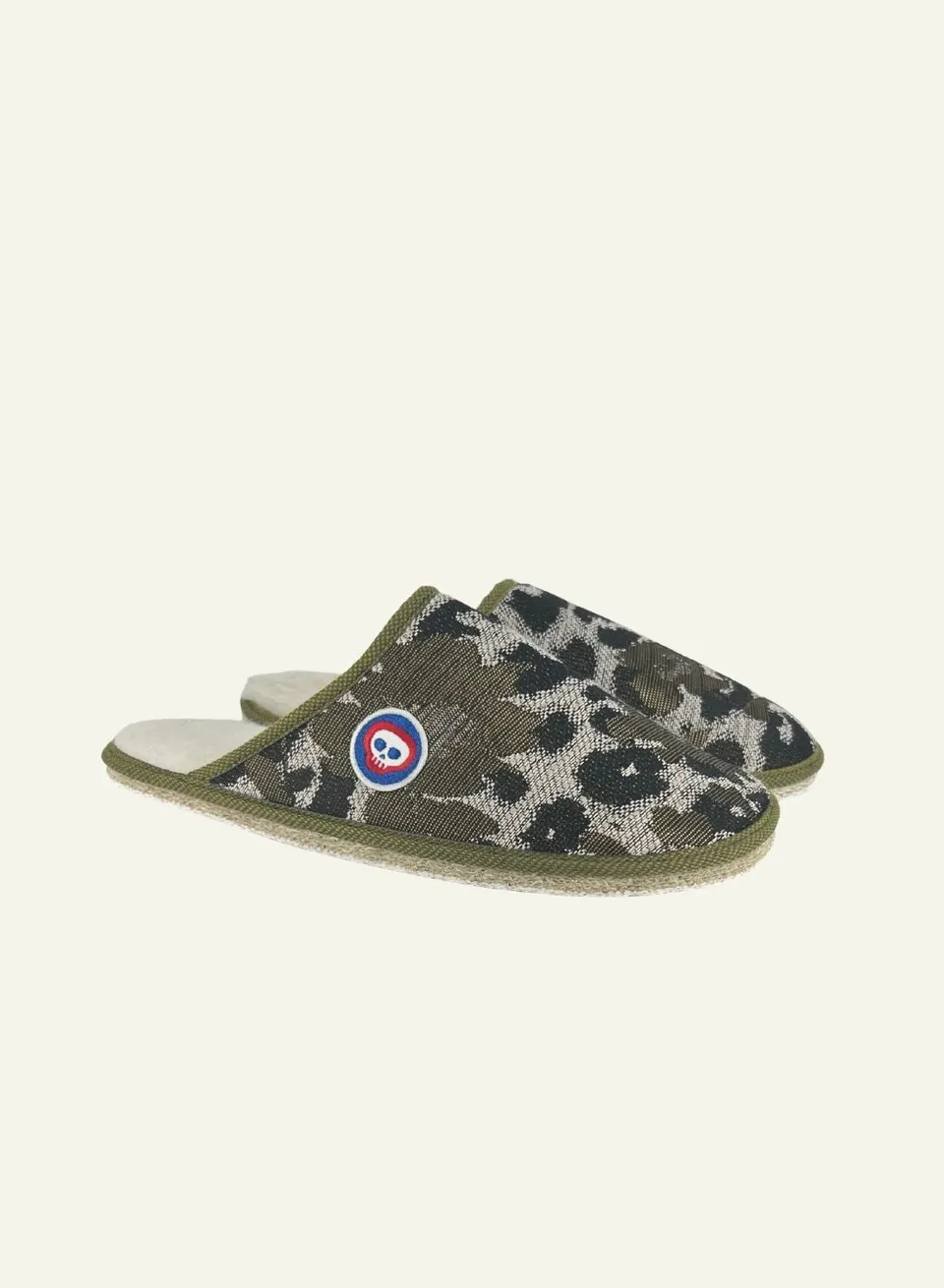 archiduchesse-t-te-de-mules-l-opard-mules-cocooning-laine-recycl-e image 1