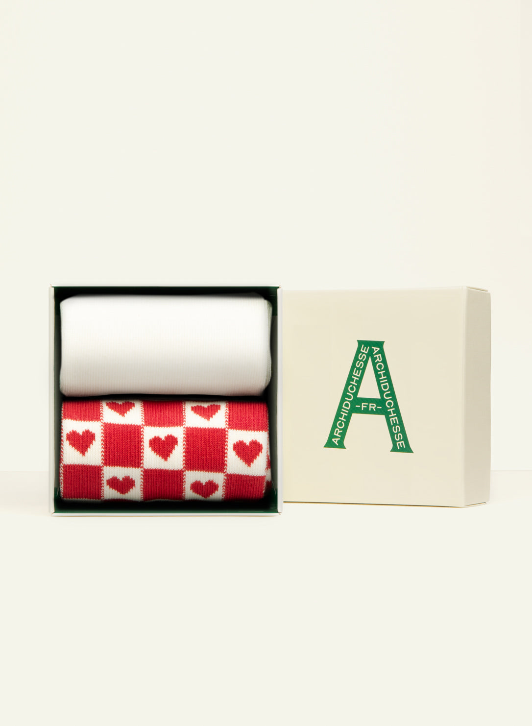 archiduchesse-duo-amour-crois-blanc-mouton-coffret-2-chaussettes-courtes-coton image 1