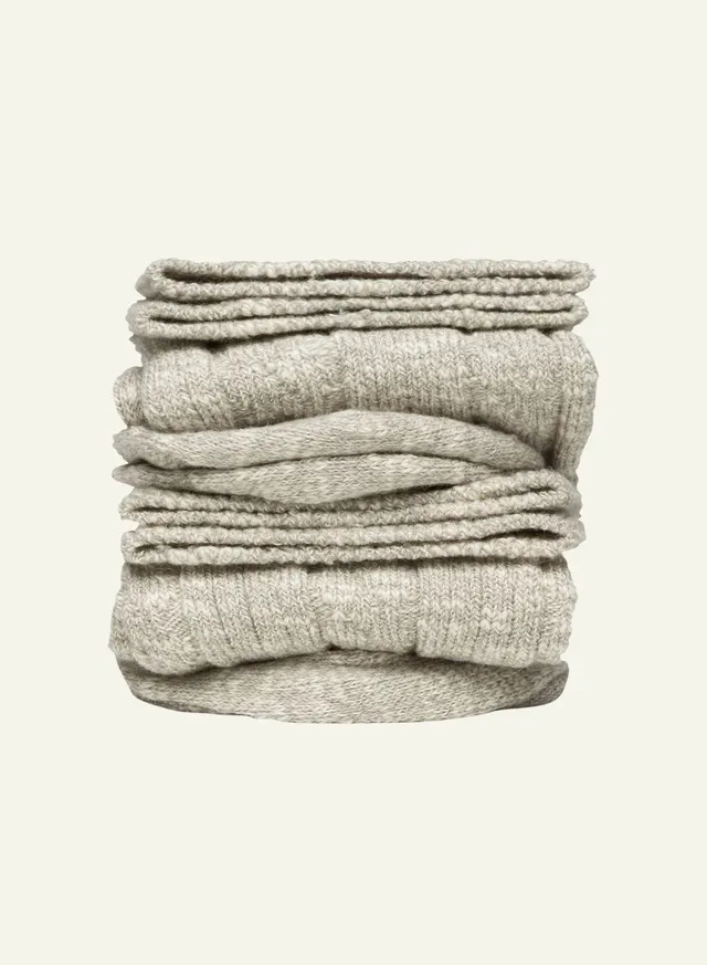 archiduchesse-d-hiver-gris-chaussettes-chaudes-mi-hautes image 1
