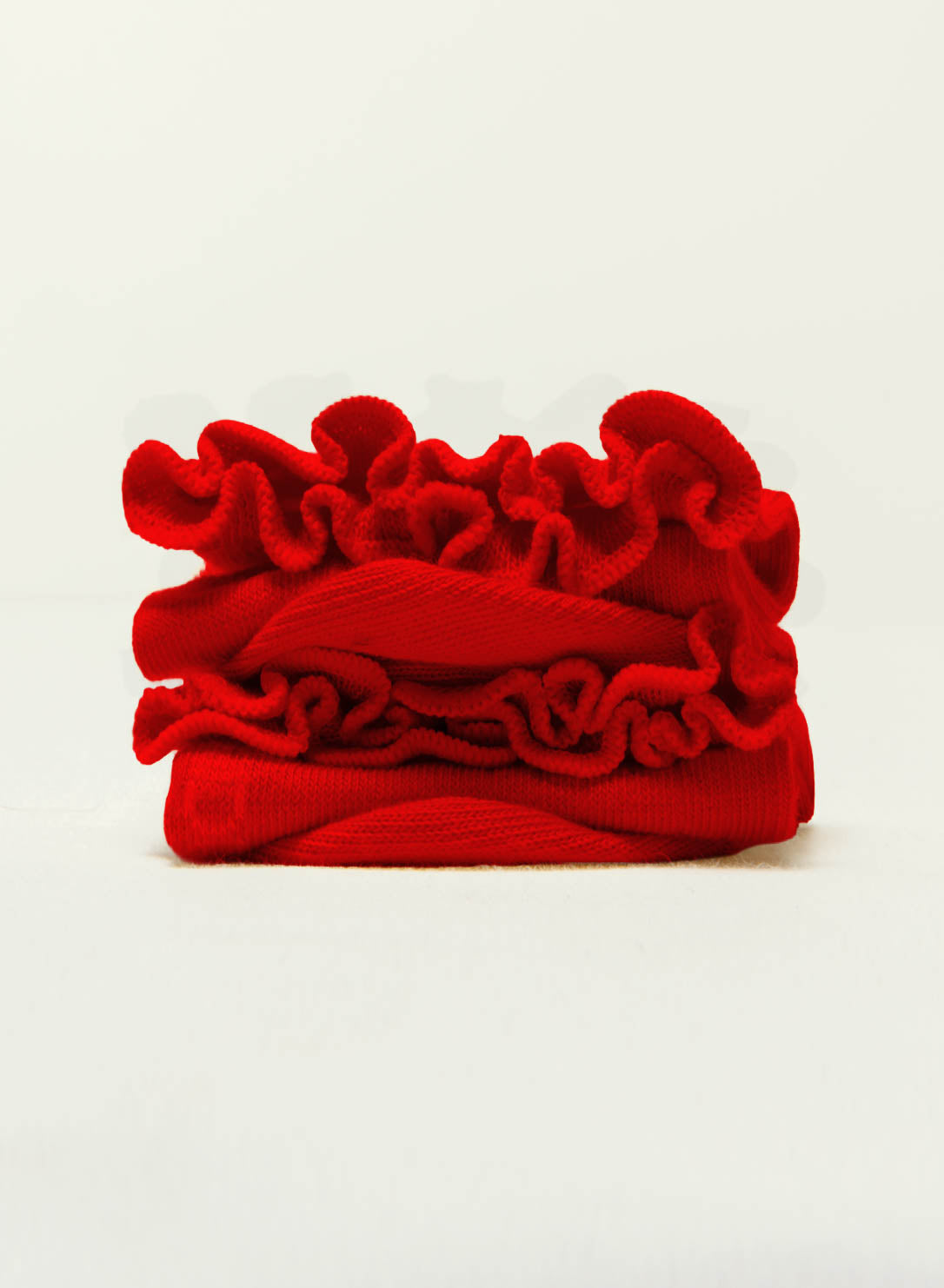 archiduchesse-collerettes-rouge-chaussettes-fantaisie-courte image 1