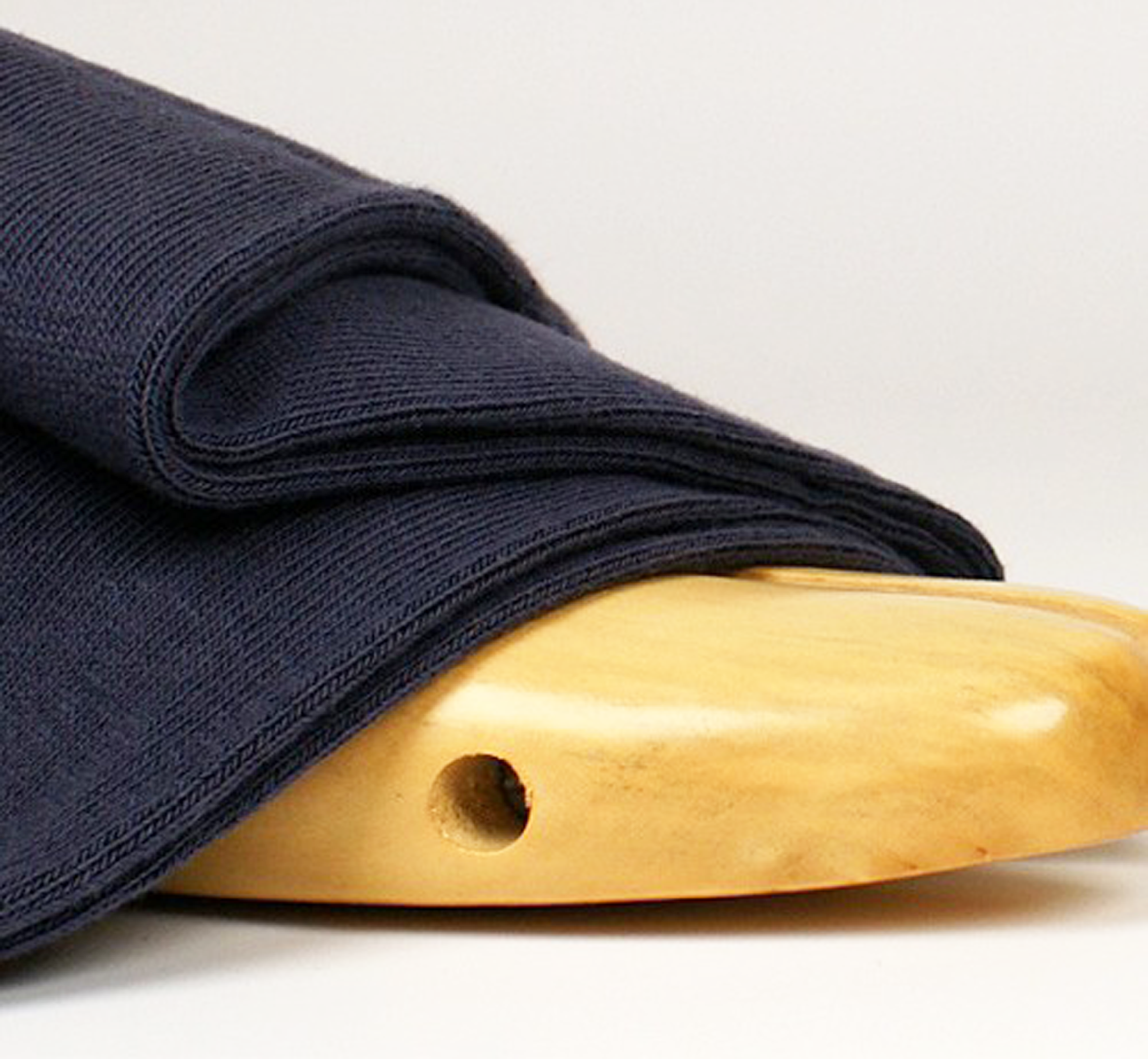archiduchesse-bleu-marine-chaussettes-de-ville-mi-hautes image 7