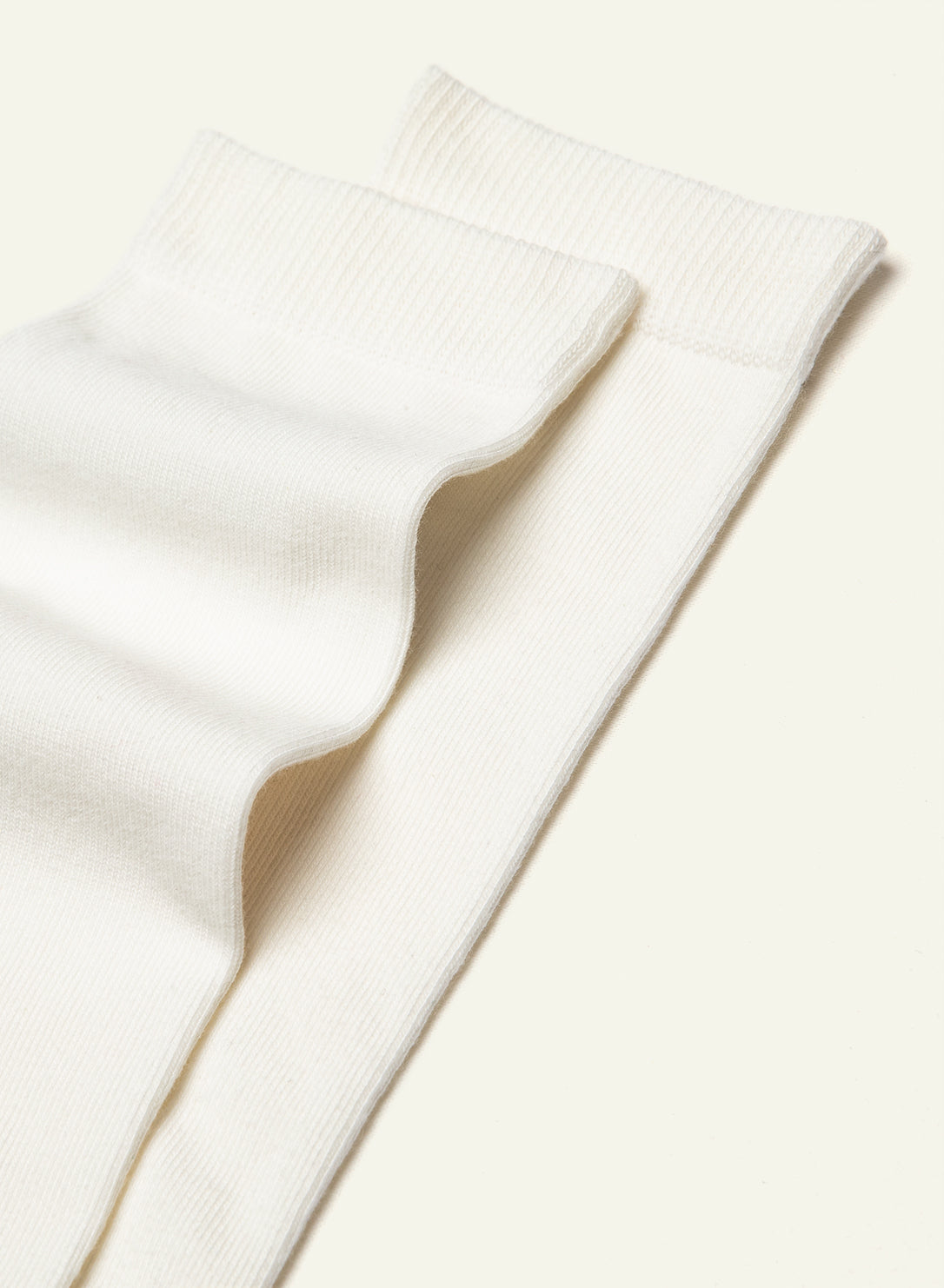 archiduchesse-blanc-mouton-chaussettes-de-ville-unisexe-mi-mollet image 3